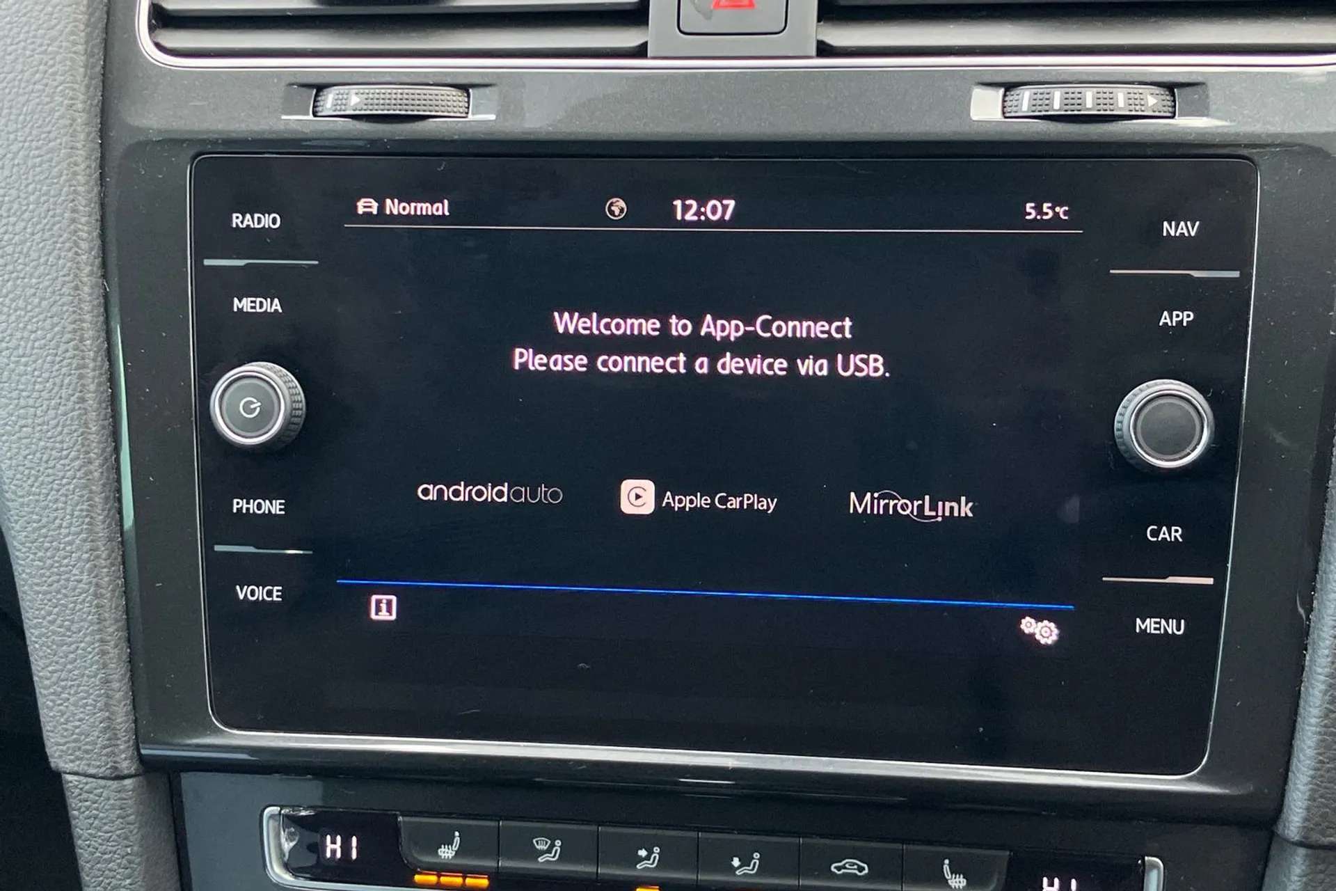 2020 VOLKSWAGEN GOLF 2020 VOLKSWAGEN GOLF