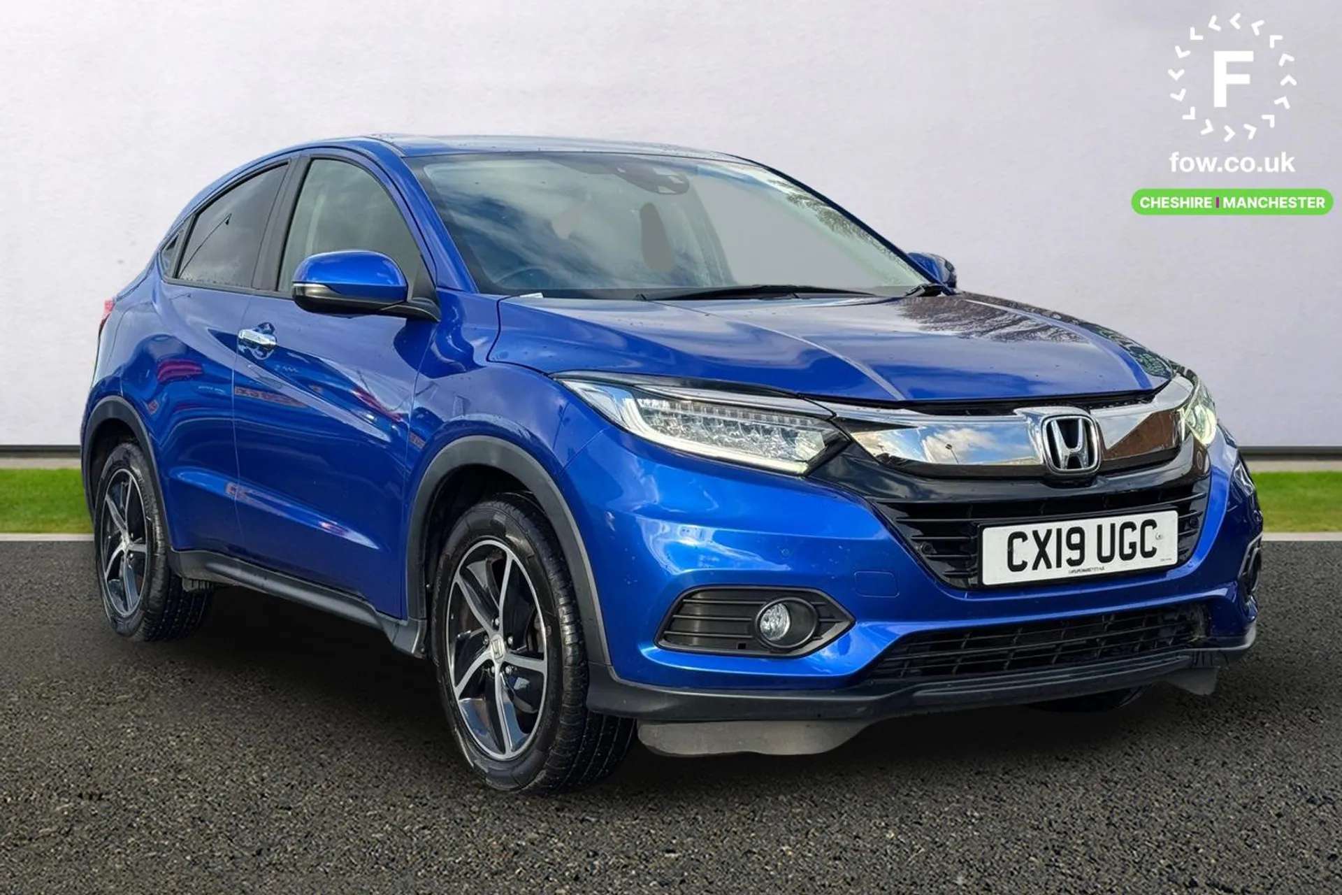 A 2019 HONDA HR-V 1.5 i-VTEC SE CVT 5dr [ Forward collision warning , Bluetooth hands free telephone connection , Rear view camera with Wide View and Dynamic Guideline A 2019 HONDA HR-V 1.5 i-VTEC SE CVT 5dr [ Forward collision warning , Bluetooth hands free telephone connection , Rear view camera with Wide View and Dynamic Guideline