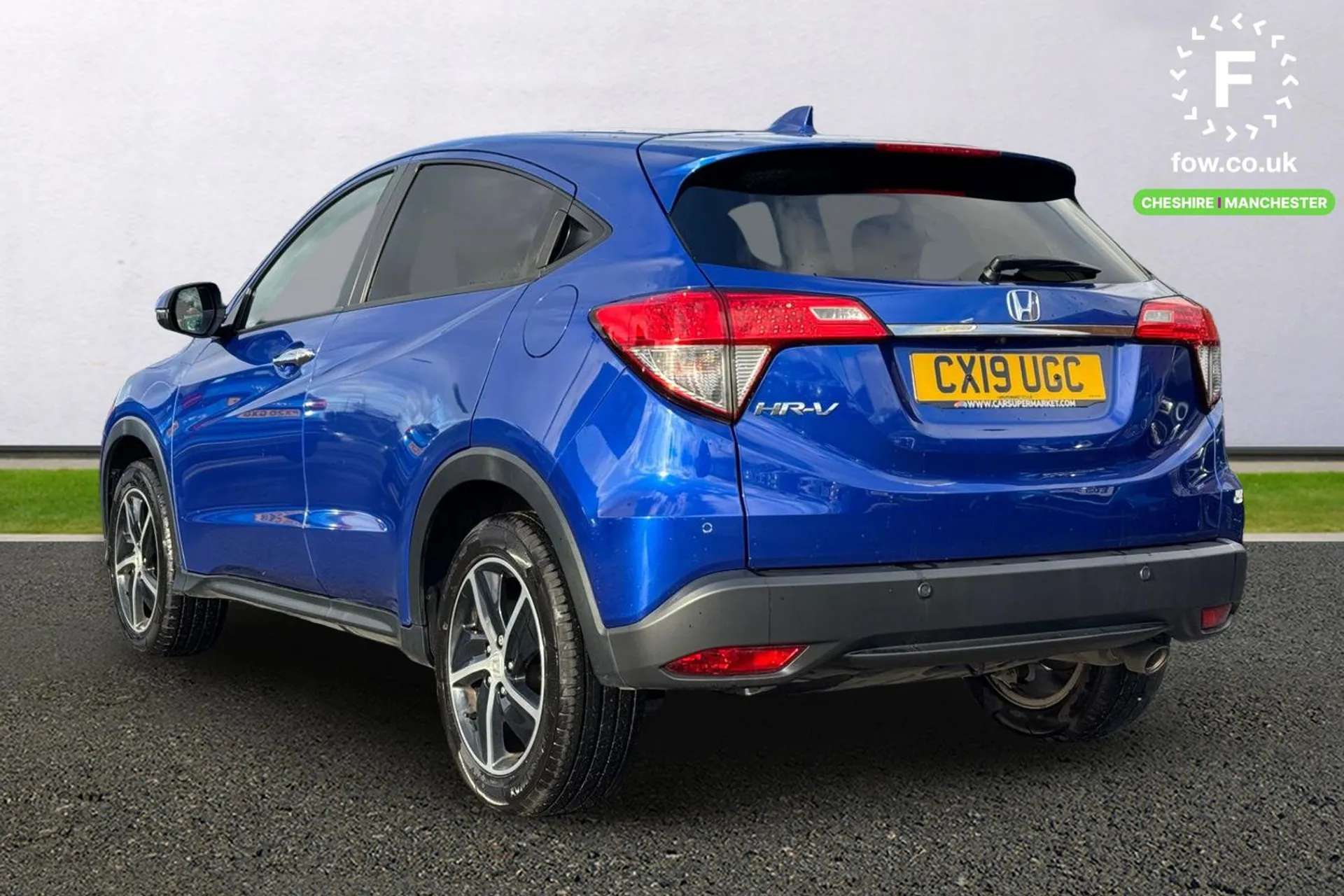 A 2019 HONDA HR-V 1.5 i-VTEC SE CVT 5dr [ Forward collision warning , Bluetooth hands free telephone connection , Rear view camera with Wide View and Dynamic Guideline A 2019 HONDA HR-V 1.5 i-VTEC SE CVT 5dr [ Forward collision warning , Bluetooth hands free telephone connection , Rear view camera with Wide View and Dynamic Guideline