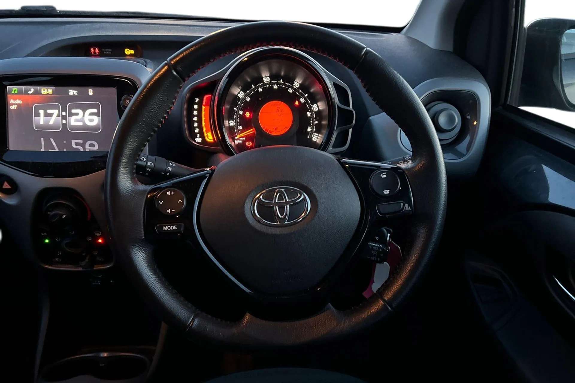 2018 TOYOTA AYGO 2018 TOYOTA AYGO