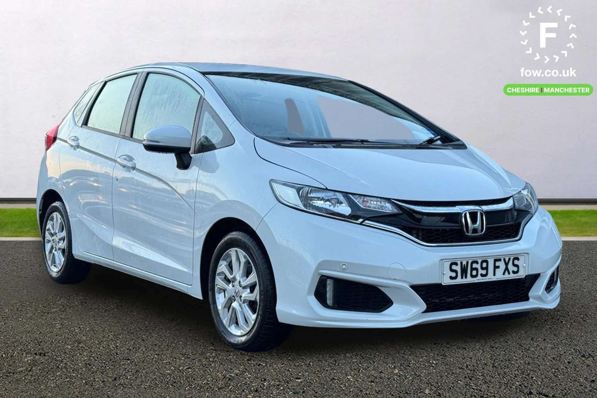 A 2020 HONDA JAZZ 1.3 i-VTEC SE 5dr CVT [ Front and rear parking sensors , Intelligent speed assist , Multi-information display , Bluetooth hands free telephone connect A 2020 HONDA JAZZ 1.3 i-VTEC SE 5dr CVT [ Front and rear parking sensors , Intelligent speed assist , Multi-information display , Bluetooth hands free telephone connect