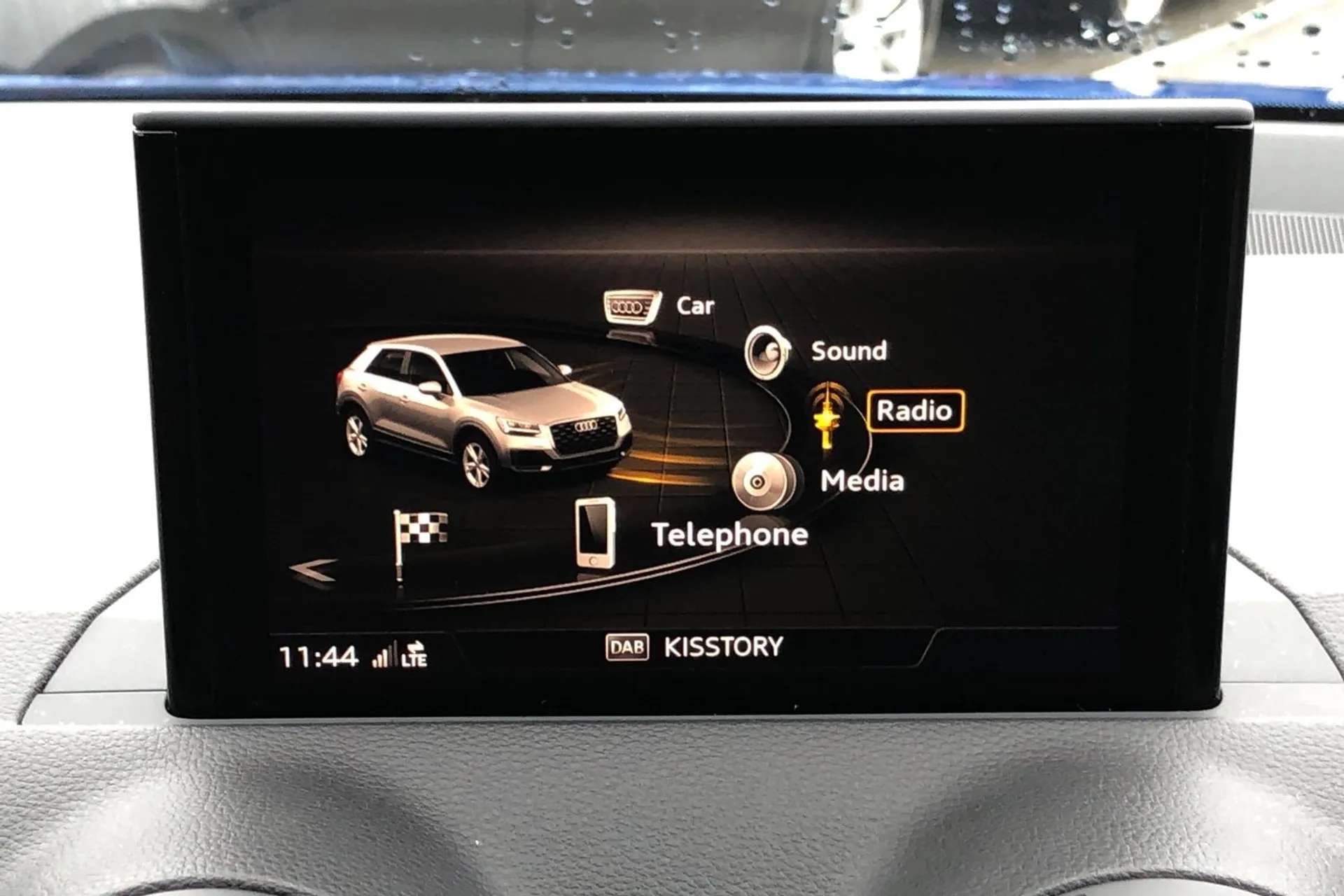 2020 AUDI Q2 2020 AUDI Q2