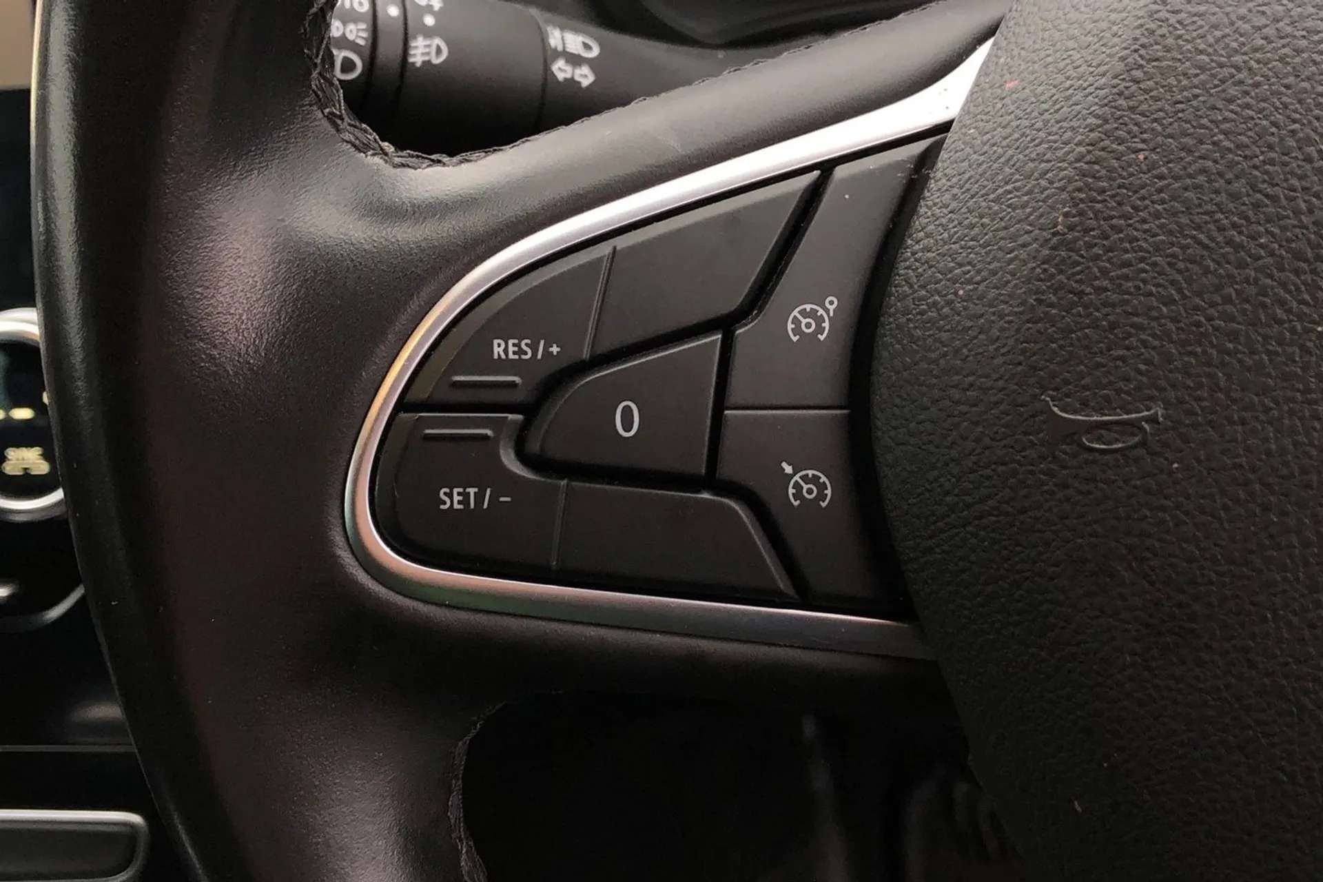 2021 RENAULT MEGANE 2021 RENAULT MEGANE