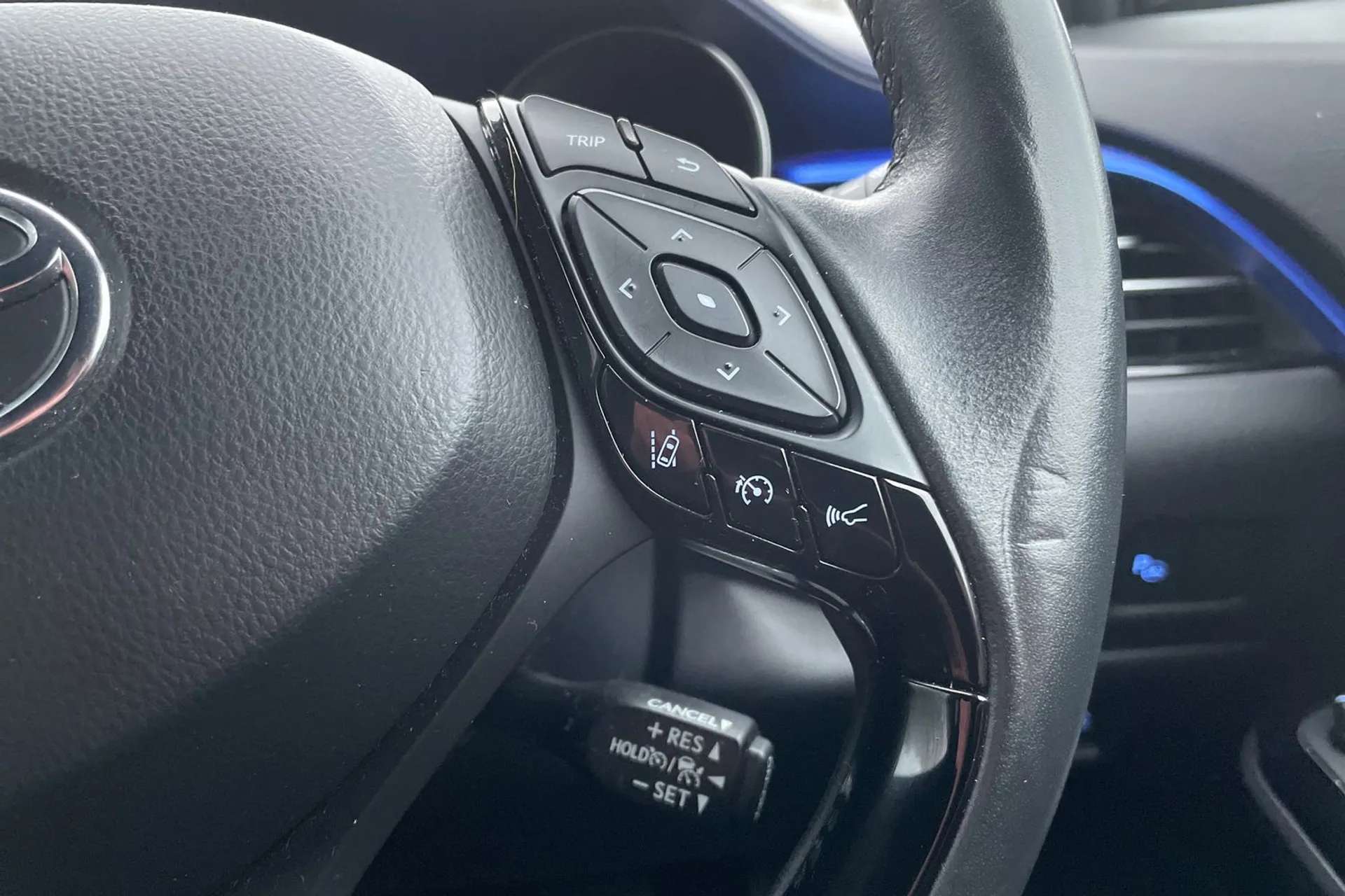 2020 TOYOTA C-HR 2020 TOYOTA C-HR