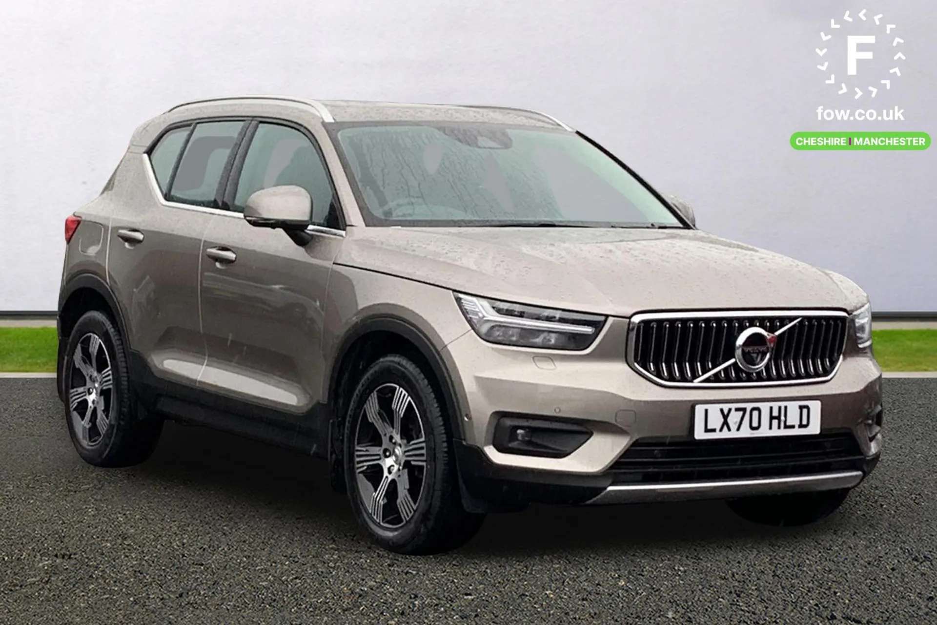 A 2020 VOLVO XC40 2.0 B4P Inscription 5dr Auto [ Power Seat Pack , Driver Assist Pack , Climate Pack , Lounge Pack , Power Glass Tilt and Slide Panoramic Sunroof with S A 2020 VOLVO XC40 2.0 B4P Inscription 5dr Auto [ Power Seat Pack , Driver Assist Pack , Climate Pack , Lounge Pack , Power Glass Tilt and Slide Panoramic Sunroof with S
