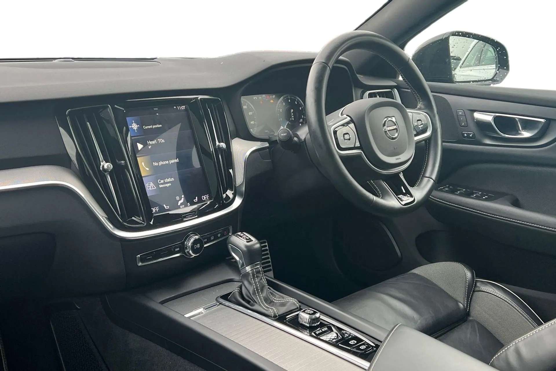 2019 VOLVO V60 2019 VOLVO V60
