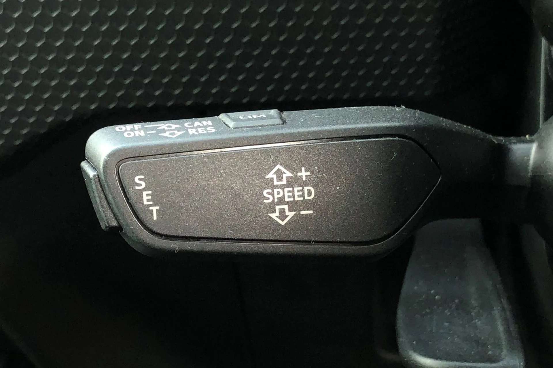 2021 AUDI A1 2021 AUDI A1