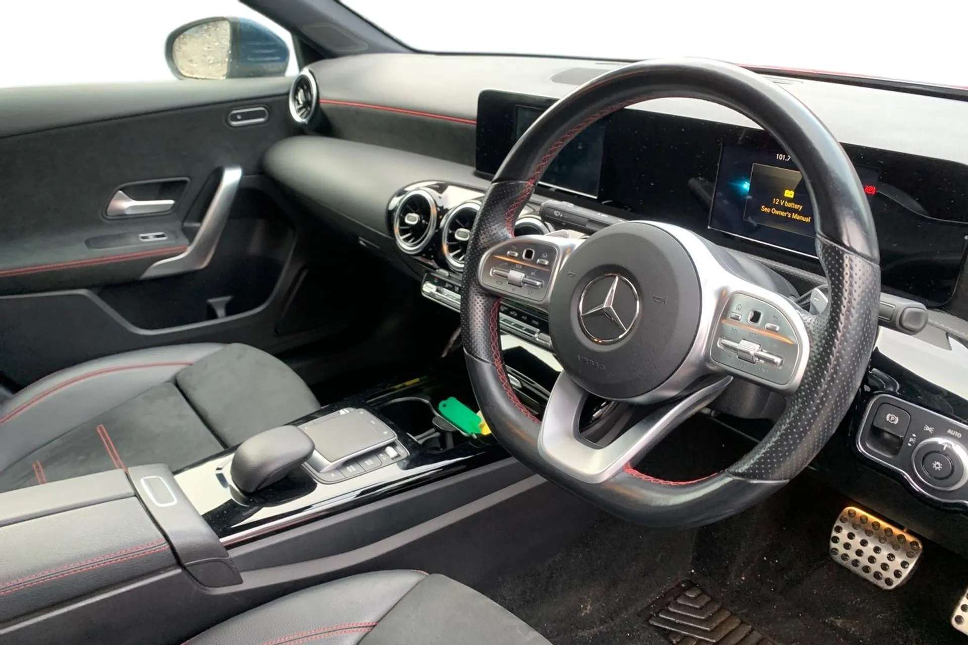 2021 MERCEDES-BENZ A CLASS 2021 MERCEDES-BENZ A CLASS