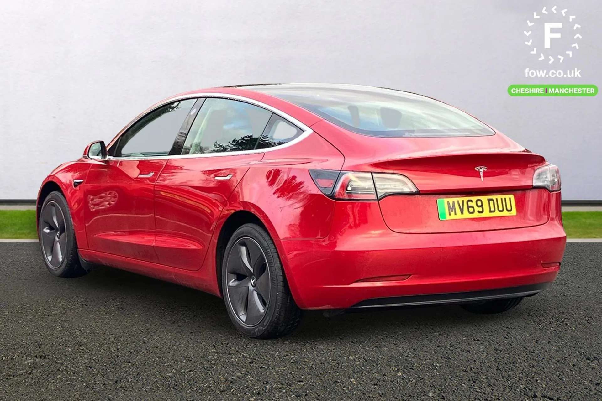 A 2019 TESLA MODEL 3 Standard Plus 4dr Auto [Adaptive cruise control,Adaptive steering,BLIS (Blind spot information system),Custom driver profiles,Electric hinged side doo A 2019 TESLA MODEL 3 Standard Plus 4dr Auto [Adaptive cruise control,Adaptive steering,BLIS (Blind spot information system),Custom driver profiles,Electric hinged side doo