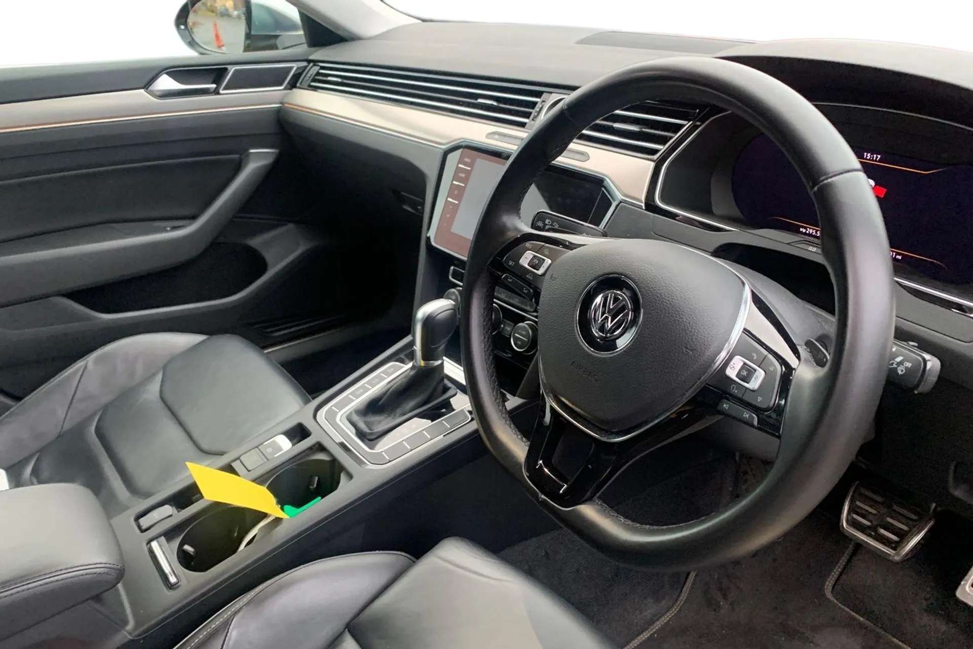 A 2018 VOLKSWAGEN ARTEON 2.0 TSI Elegance 5dr DSG [CD/MP3/WMA, USB and SD card reader, aux-in, Lane assist, Keyless entry, Automatic headlights with dusk sensor, LED daytime r A 2018 VOLKSWAGEN ARTEON 2.0 TSI Elegance 5dr DSG [CD/MP3/WMA, USB and SD card reader, aux-in, Lane assist, Keyless entry, Automatic headlights with dusk sensor, LED daytime r