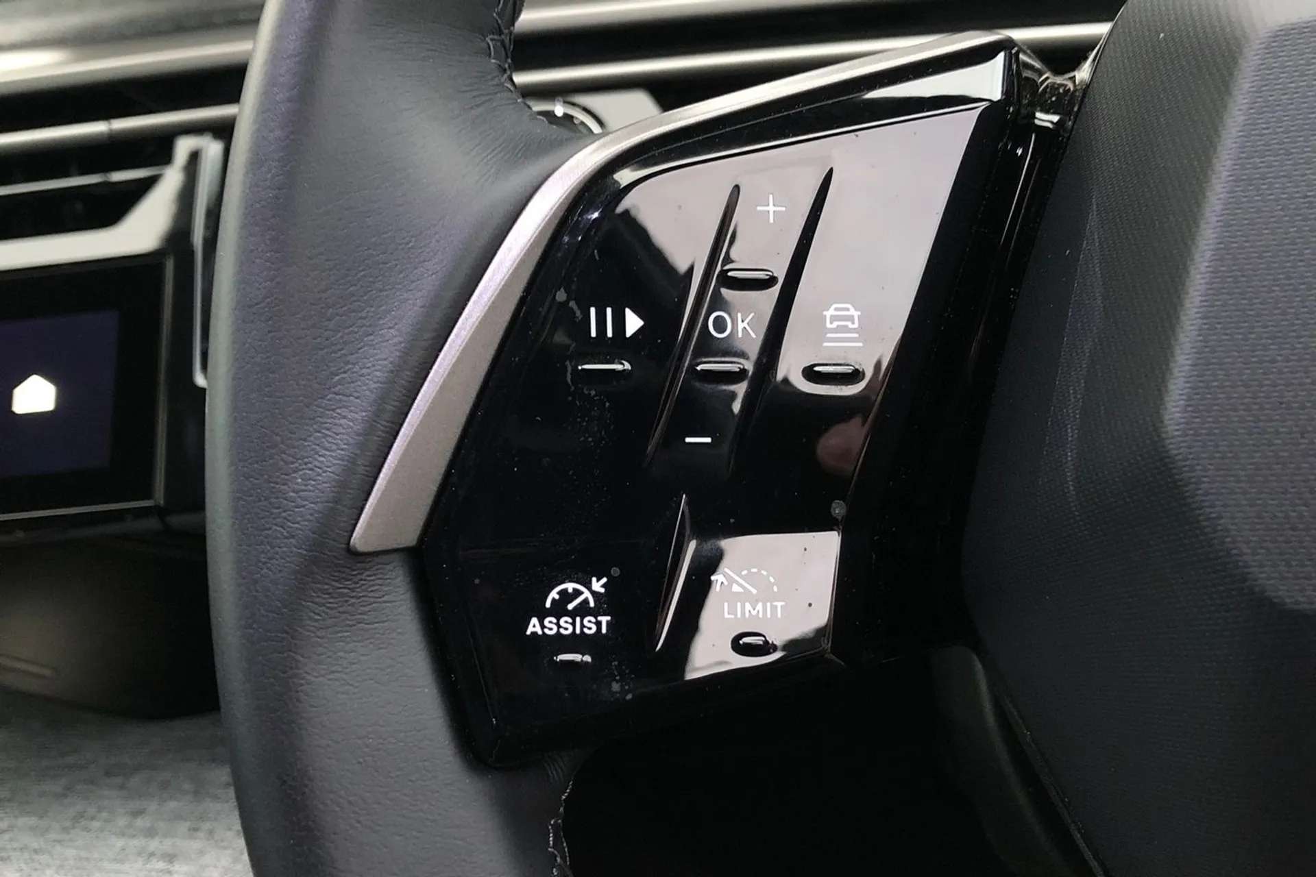 2025 PEUGEOT 3008 2025 PEUGEOT 3008