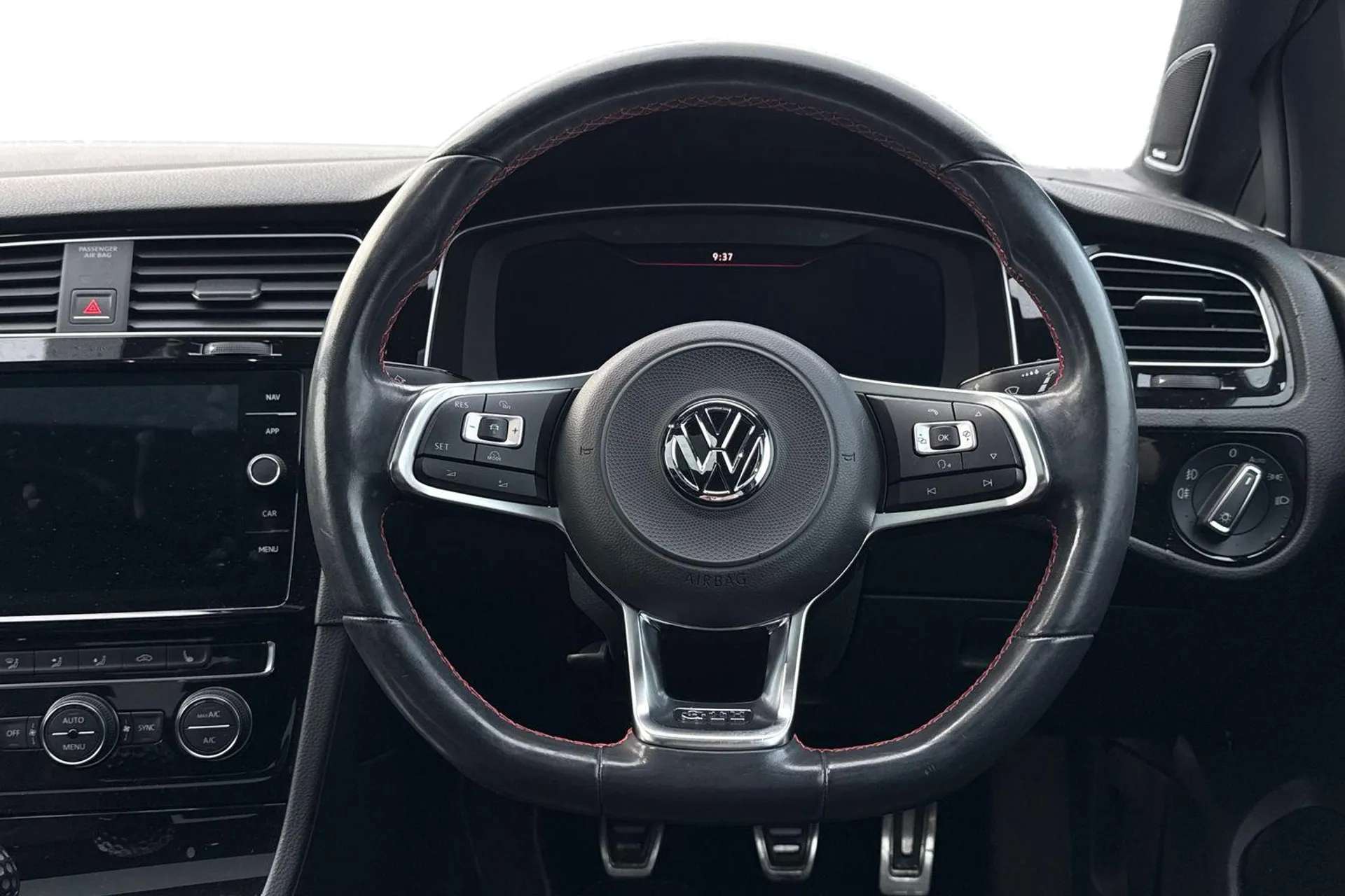 2018 VOLKSWAGEN GOLF 2018 VOLKSWAGEN GOLF