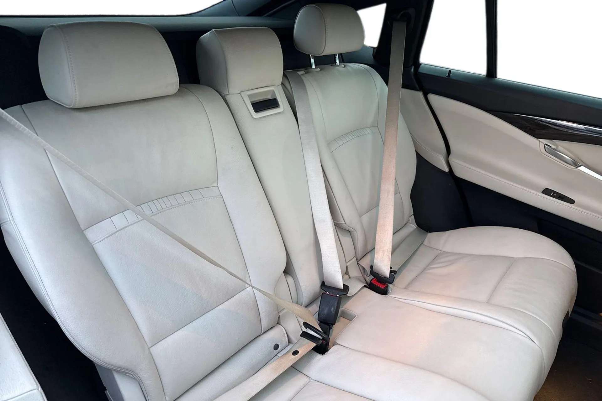 2016 BMW 5 SERIES GT 2016 BMW 5 SERIES GT