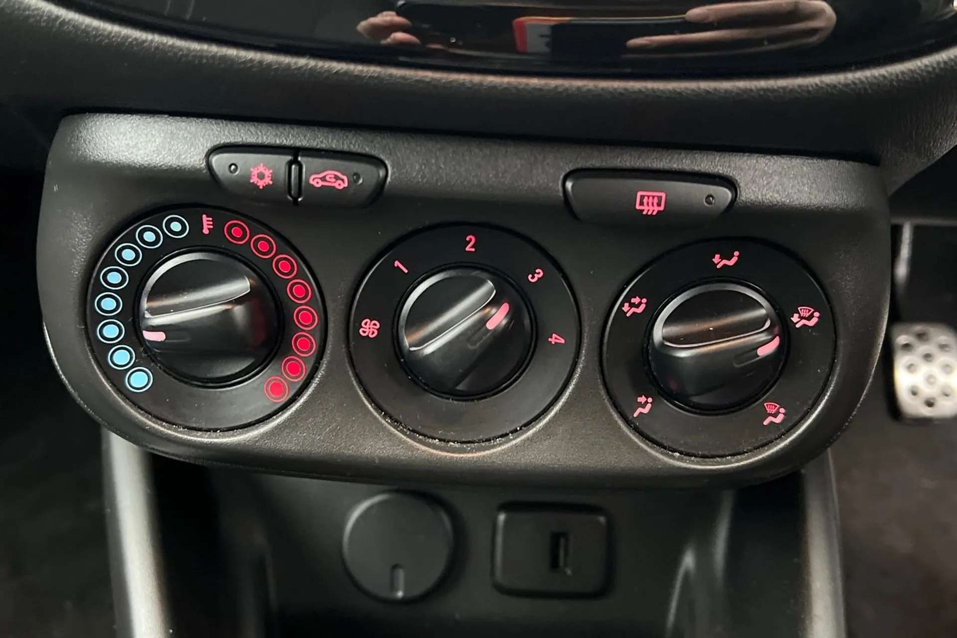 2018 VAUXHALL CORSA 2018 VAUXHALL CORSA