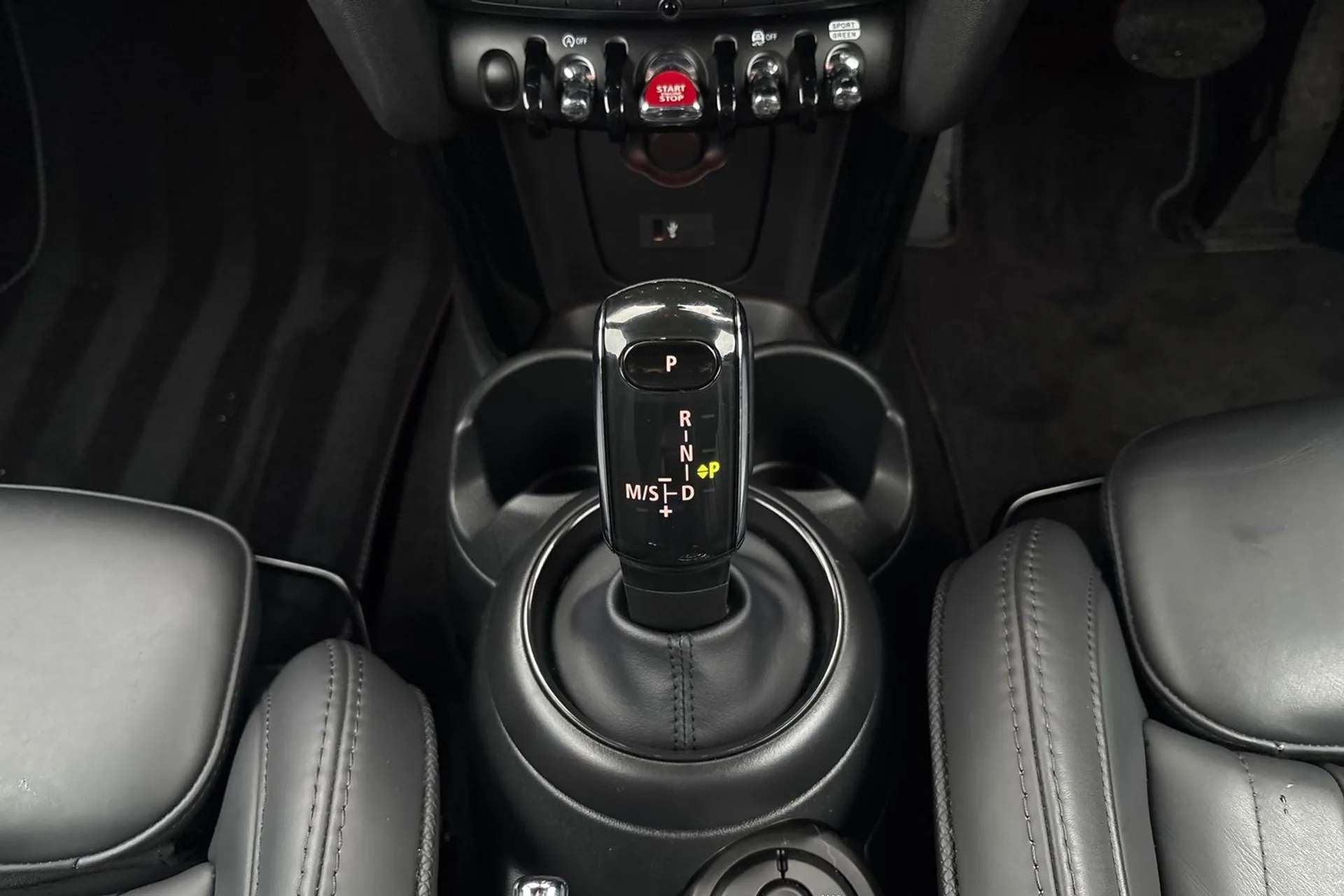 2022 MINI CONVERTIBLE 2022 MINI CONVERTIBLE