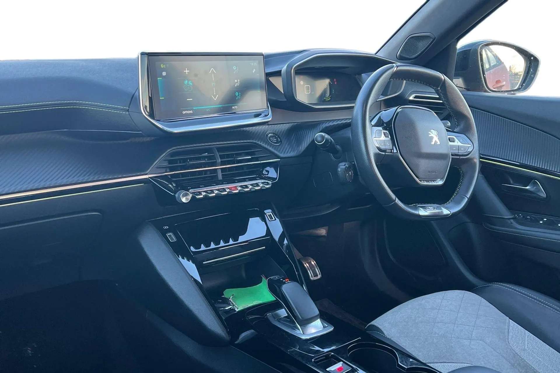 2021 PEUGEOT 2008 2021 PEUGEOT 2008