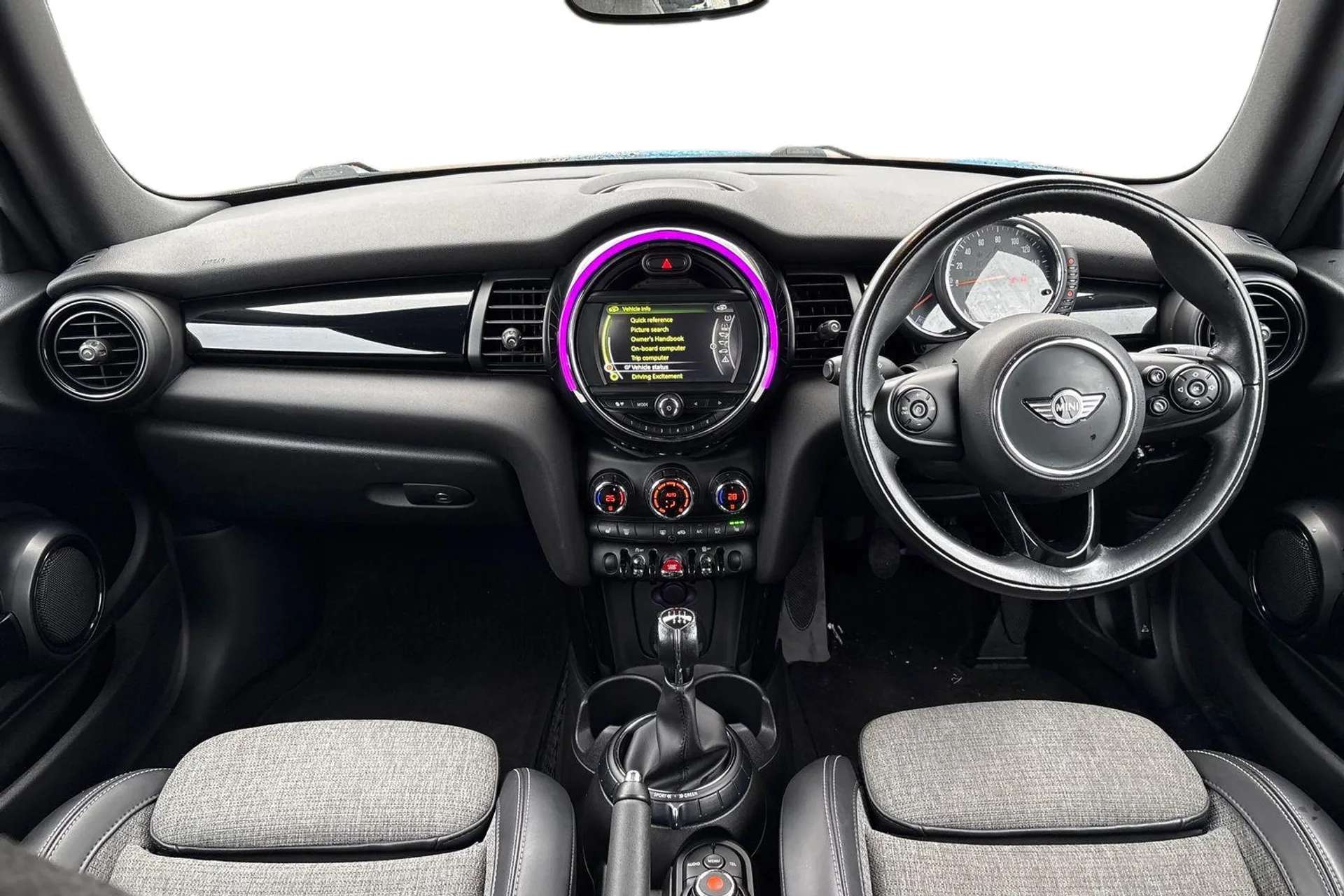 2017 MINI CONVERTIBLE 2017 MINI CONVERTIBLE