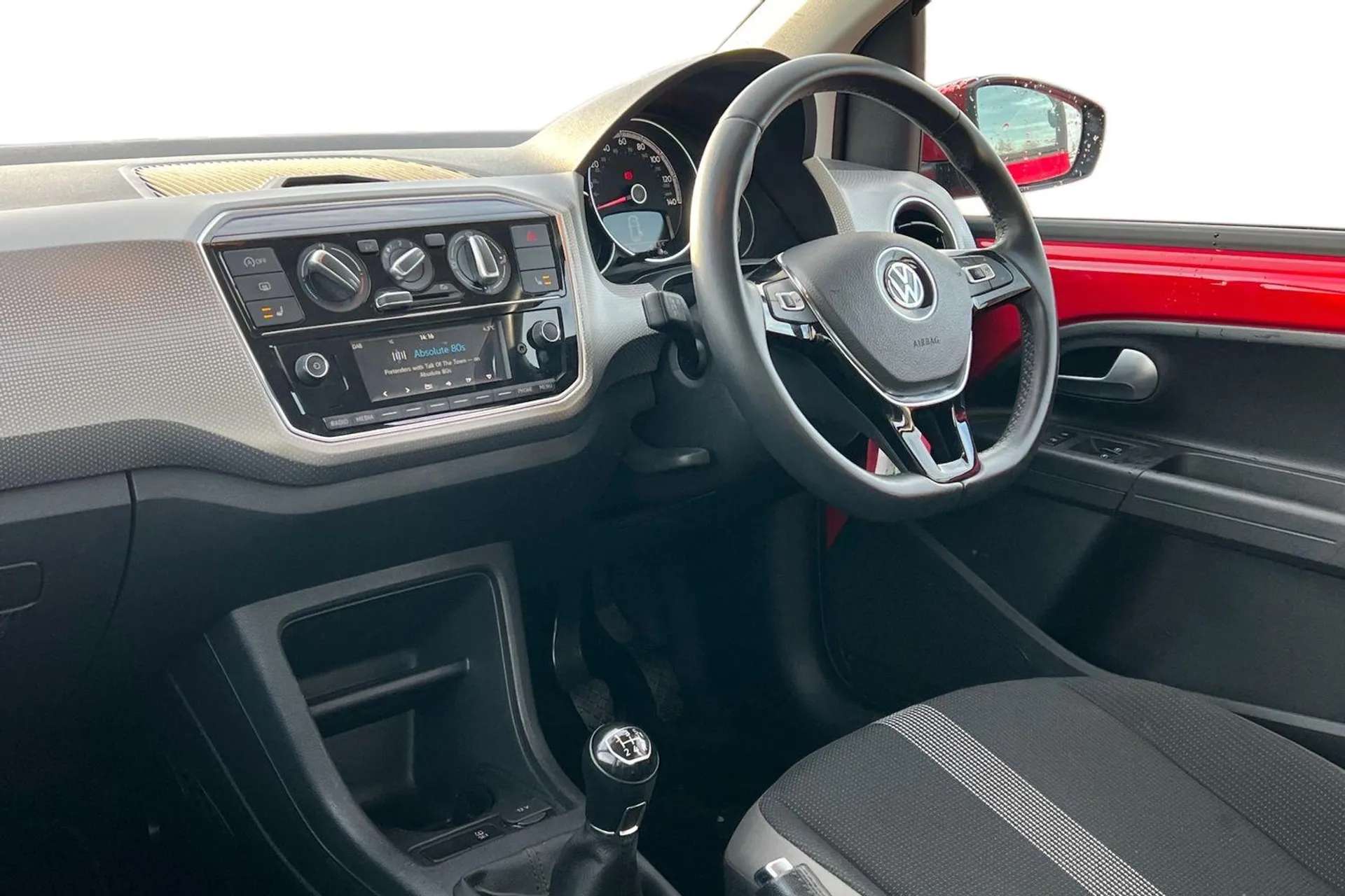 2018 VOLKSWAGEN UP 2018 VOLKSWAGEN UP