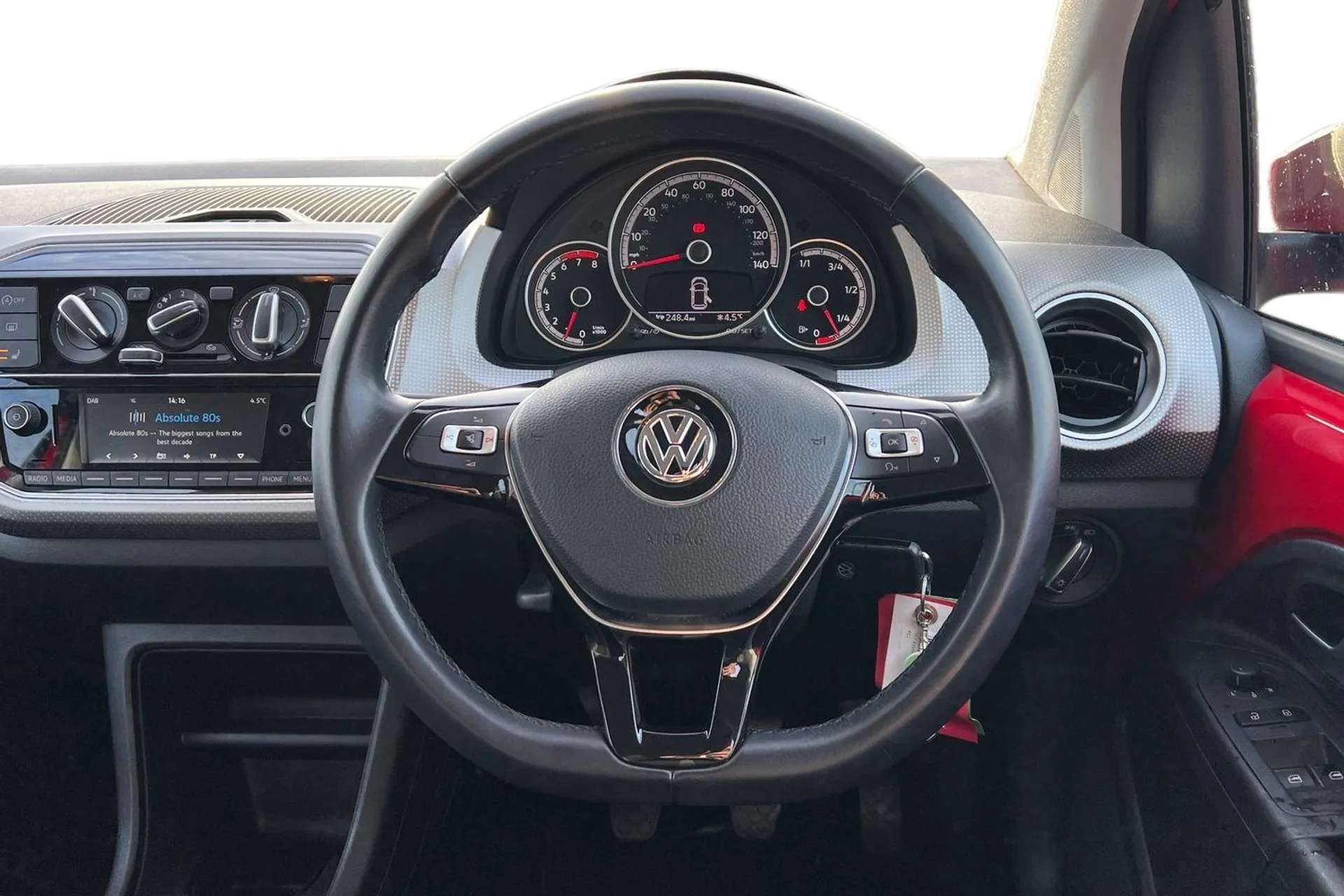 2018 VOLKSWAGEN UP 2018 VOLKSWAGEN UP