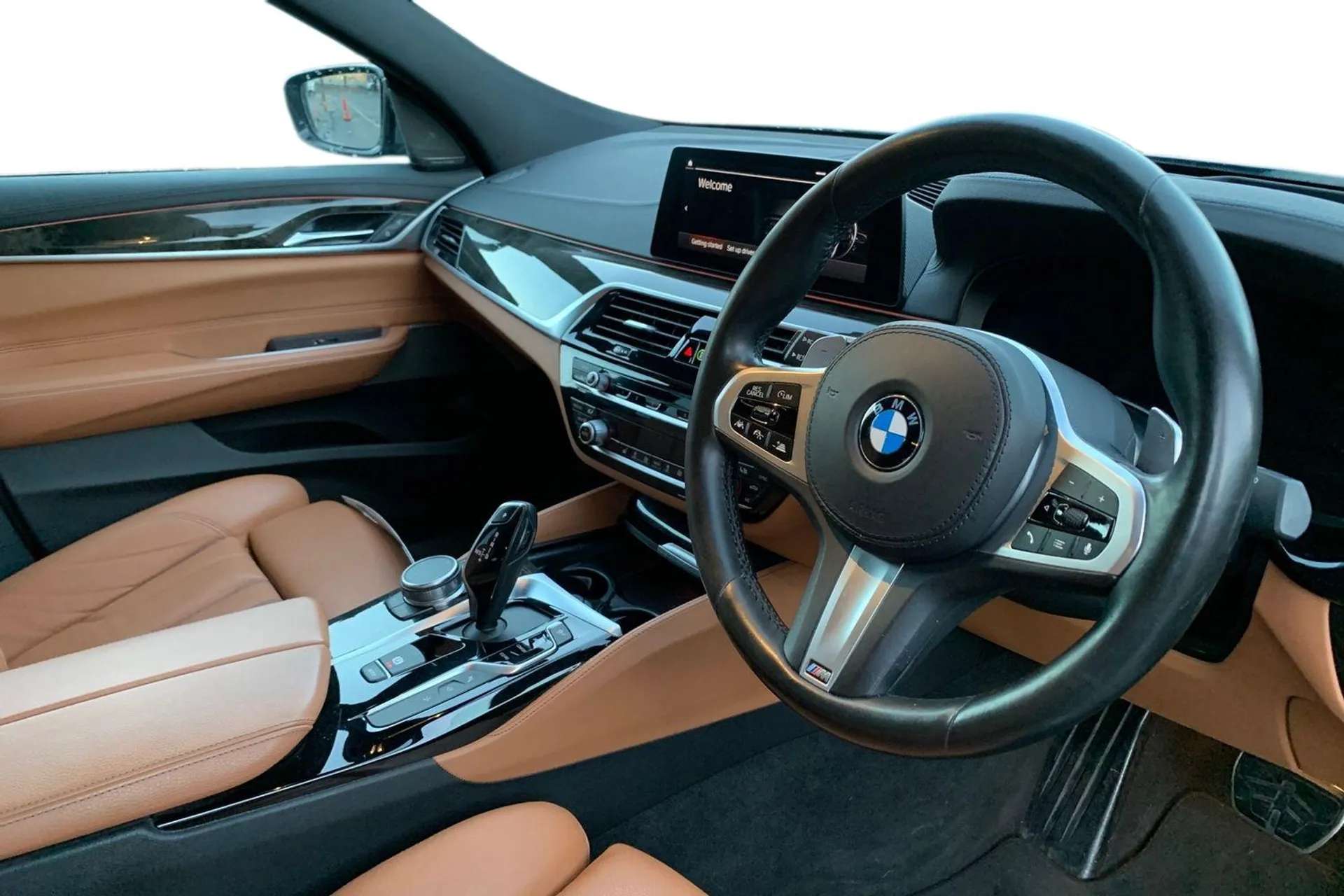 A 2019 BMW 6 SERIES GT 620d M Sport 5dr Auto [ Loudspeaker System - Harman/kardon, Comfort access, Driving Assistant Plus, Head-up display, Parking Assistant Plus, Sun Prote A 2019 BMW 6 SERIES GT 620d M Sport 5dr Auto [ Loudspeaker System - Harman/kardon, Comfort access, Driving Assistant Plus, Head-up display, Parking Assistant Plus, Sun Prote