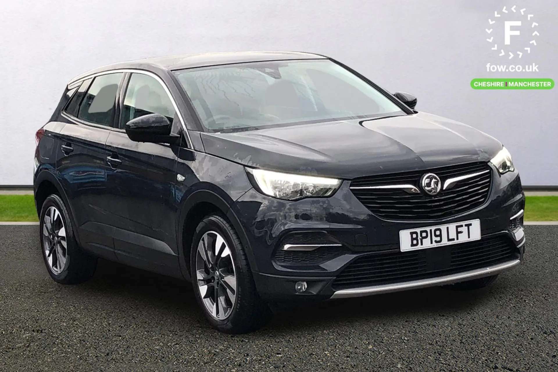 Check out this Vauxhall Grandland X 2019 Petrol Manual