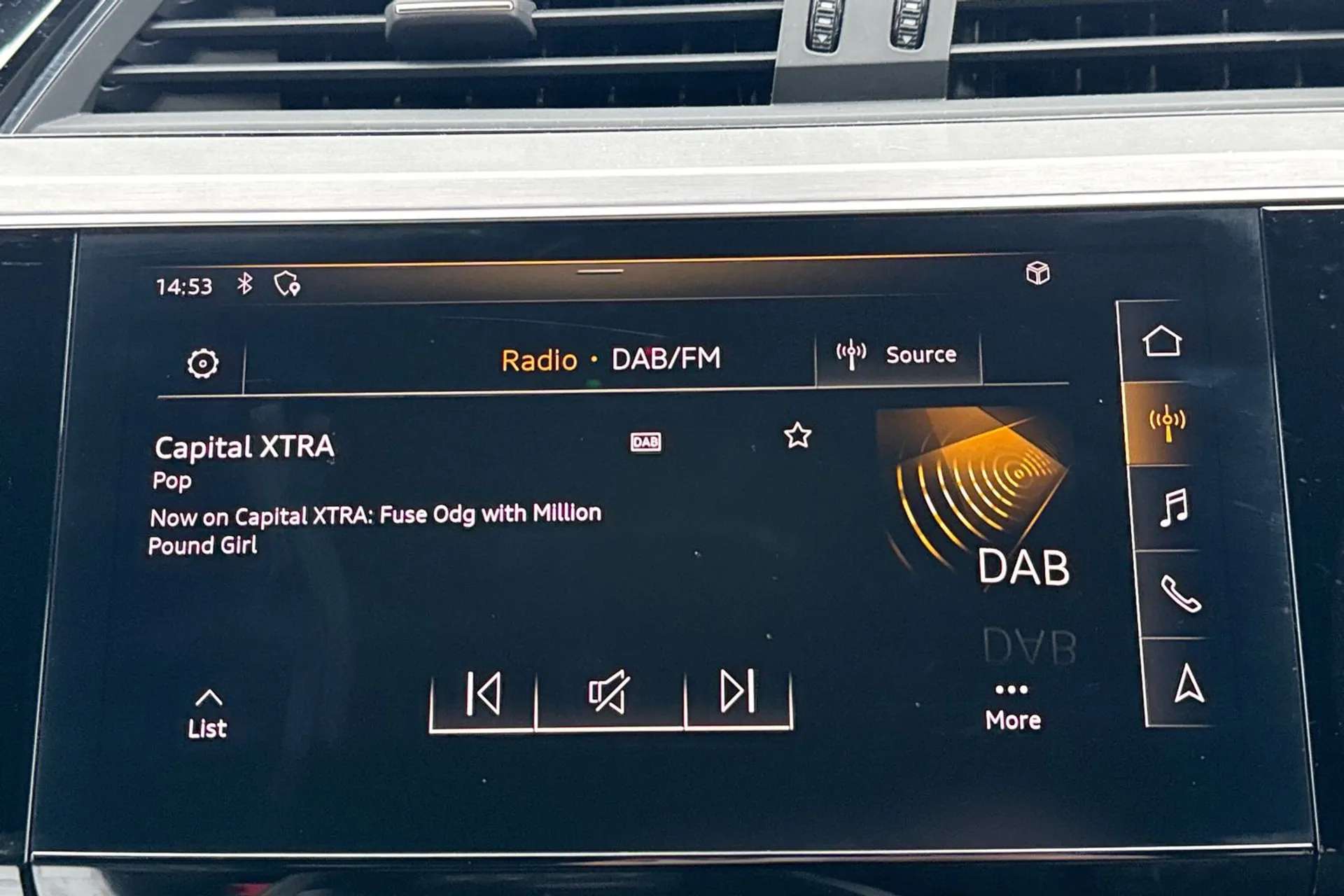 2020 AUDI E-TRON 2020 AUDI E-TRON