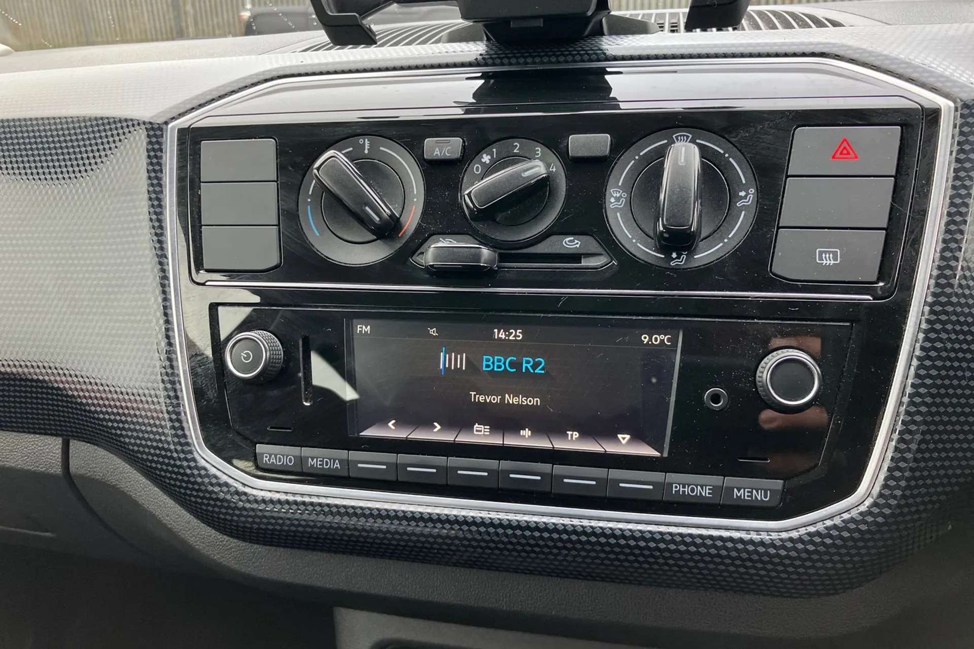 2018 VOLKSWAGEN UP 2018 VOLKSWAGEN UP