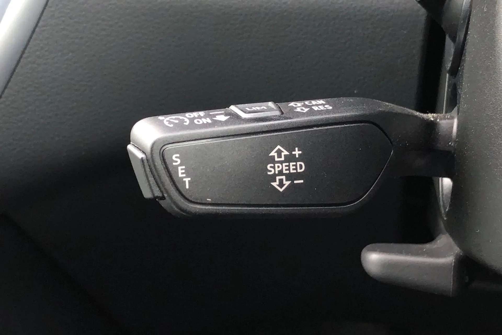 2022 AUDI A6 2022 AUDI A6