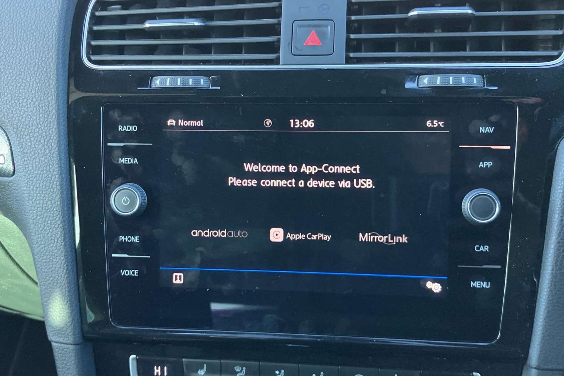 2020 VOLKSWAGEN GOLF 2020 VOLKSWAGEN GOLF