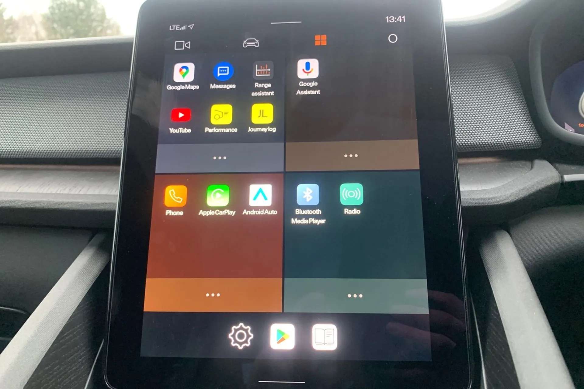 2021 POLESTAR 2 2021 POLESTAR 2