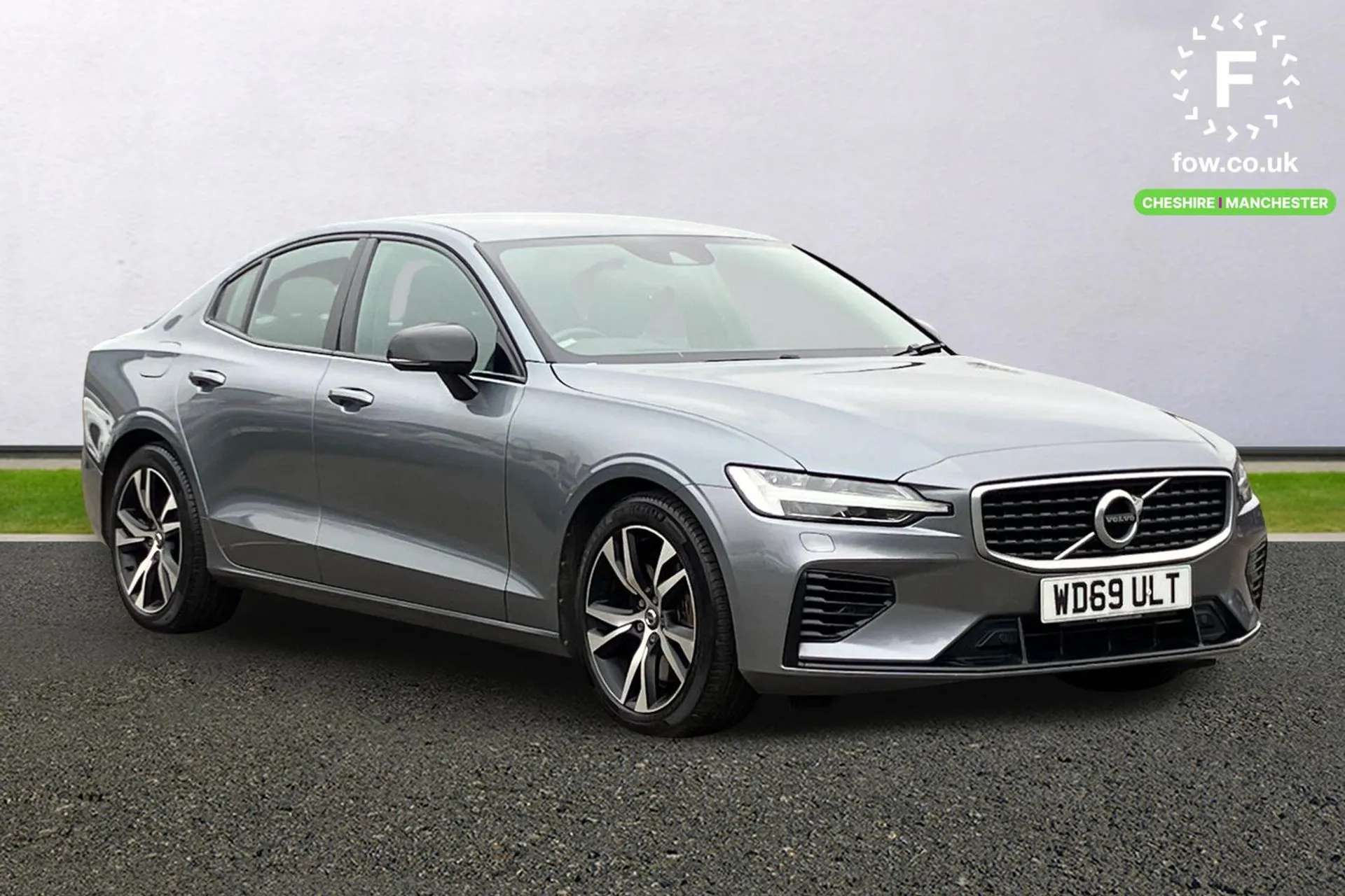 A 2020 VOLVO S60 2.0 T8 Hybrid R DESIGN Plus 4dr AWD Auto [Winter Pack, Front And Rear Park Assist, Bluetooth, Automatic Active Bending LED Headlights, Heated Front Se A 2020 VOLVO S60 2.0 T8 Hybrid R DESIGN Plus 4dr AWD Auto [Winter Pack, Front And Rear Park Assist, Bluetooth, Automatic Active Bending LED Headlights, Heated Front Se