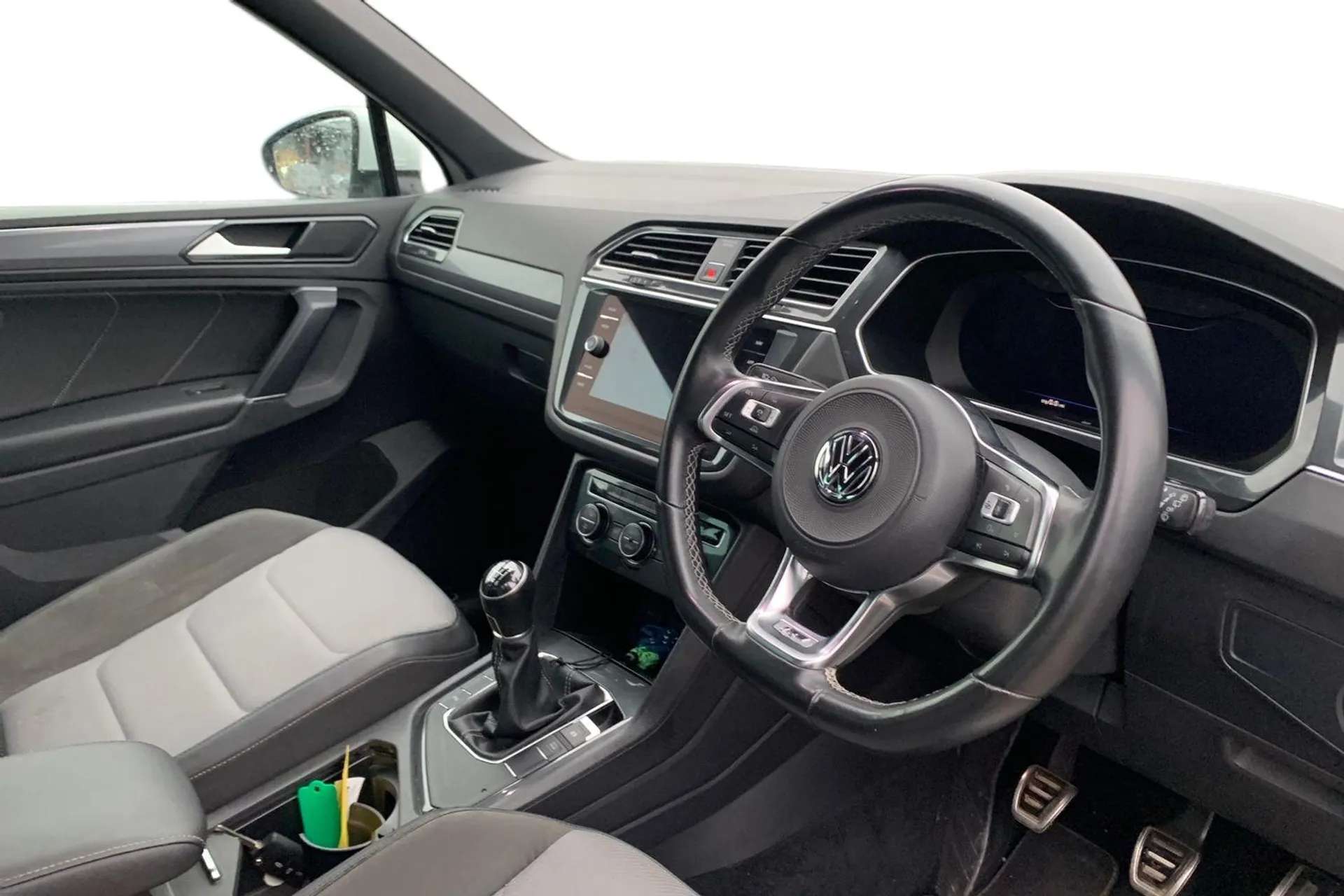 2017 VOLKSWAGEN TIGUAN 2017 VOLKSWAGEN TIGUAN