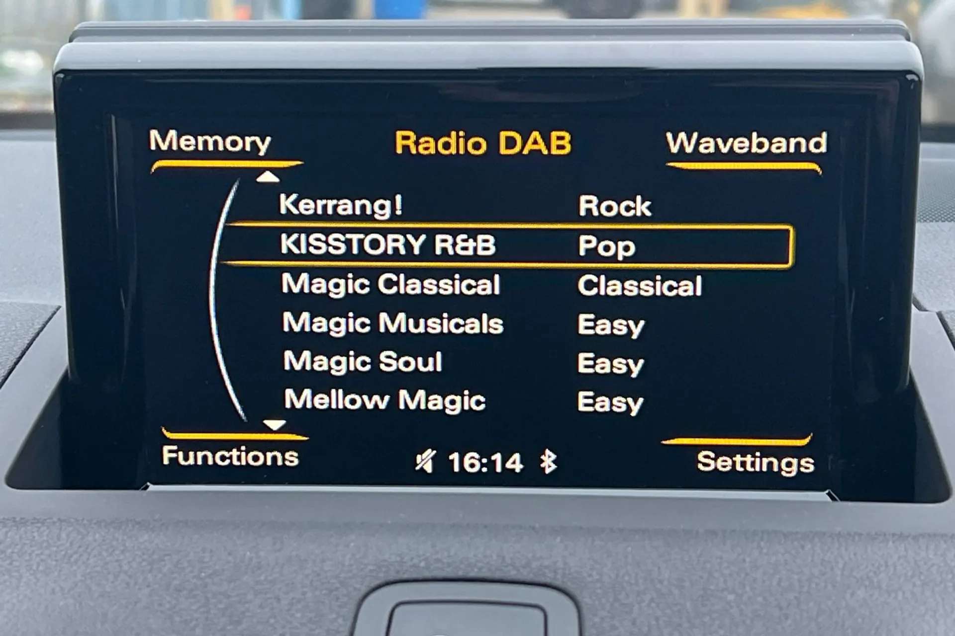 2018 AUDI A1 2018 AUDI A1