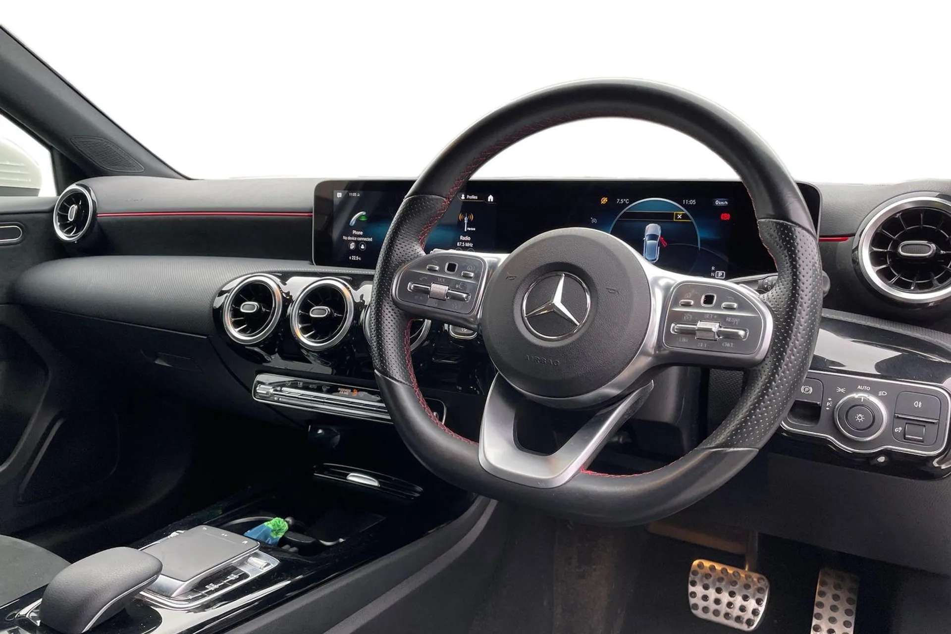 A 2019 MERCEDES-BENZ A CLASS A180 AMG Line Executive 5dr Auto [ 180 degree rear view camera with parking guidelines, Light and Sight Pack, Mirror Package, Seat Comfort Pack, LED h A 2019 MERCEDES-BENZ A CLASS A180 AMG Line Executive 5dr Auto [ 180 degree rear view camera with parking guidelines, Light and Sight Pack, Mirror Package, Seat Comfort Pack, LED h