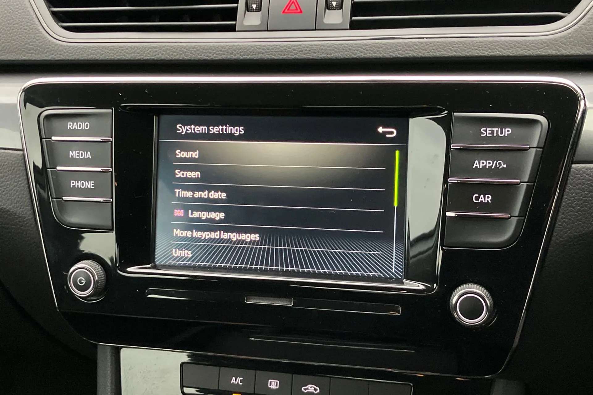 2019 SKODA SUPERB 2019 SKODA SUPERB