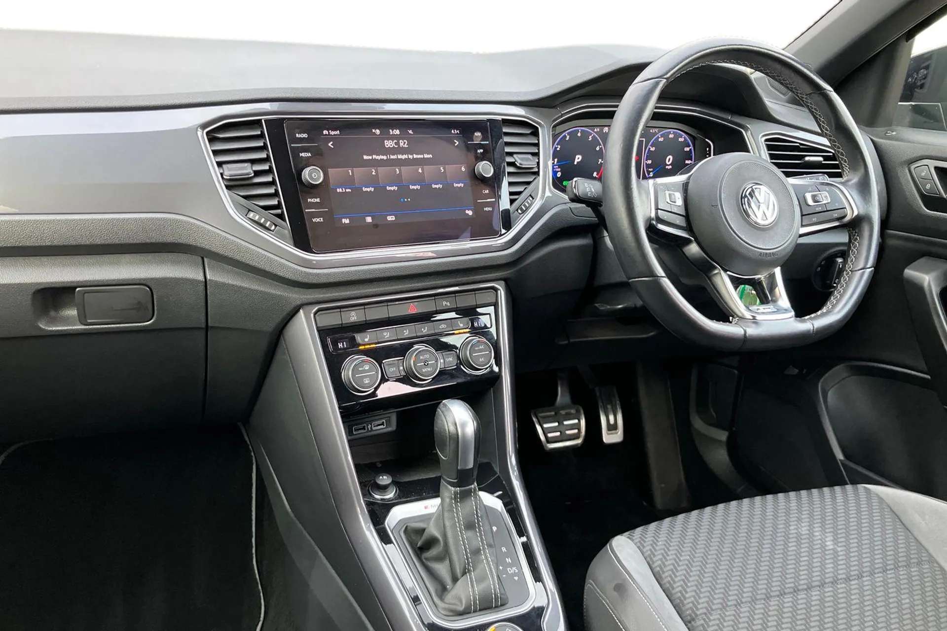 2020 VOLKSWAGEN T-ROC 2020 VOLKSWAGEN T-ROC