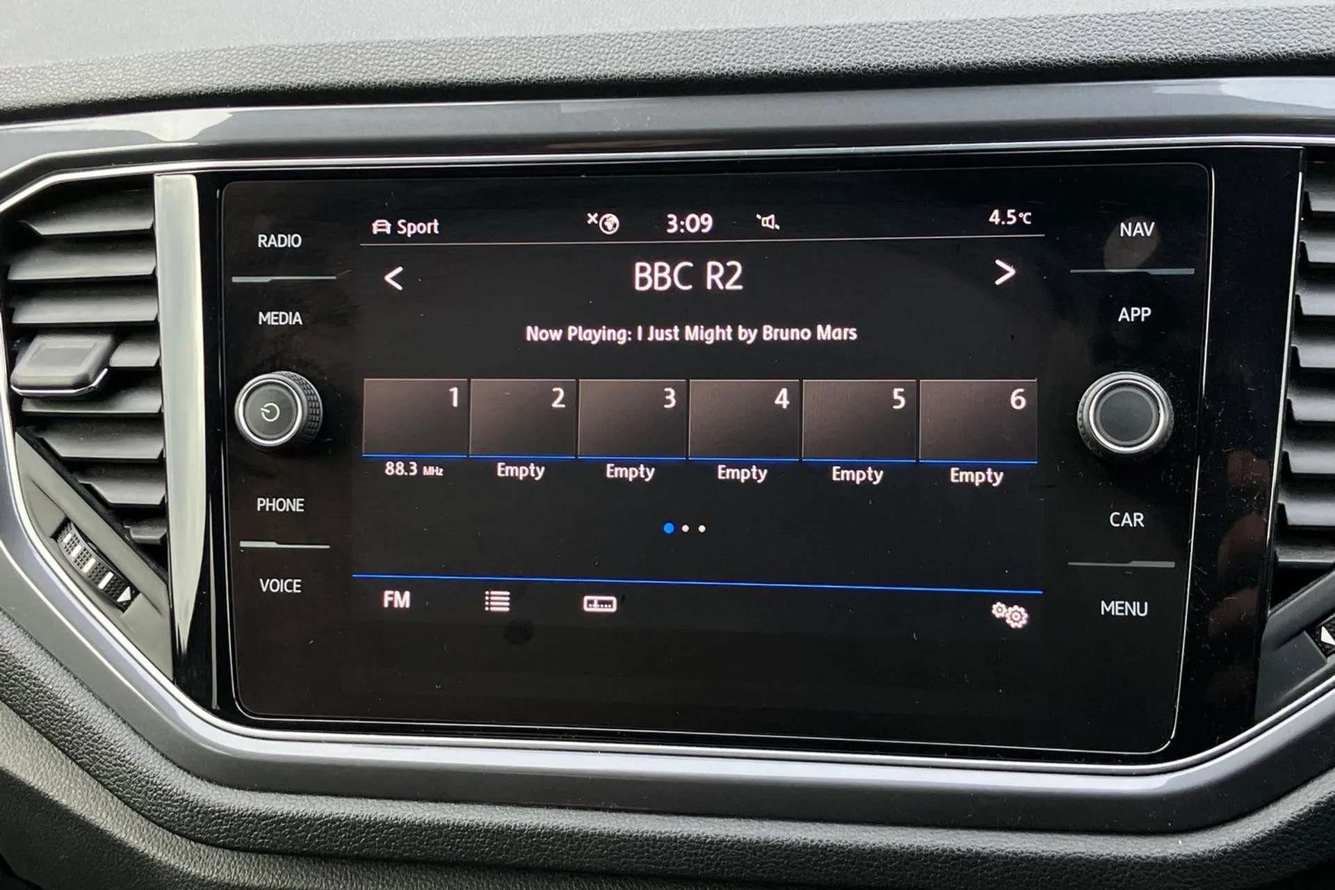 2020 VOLKSWAGEN T-ROC 2020 VOLKSWAGEN T-ROC