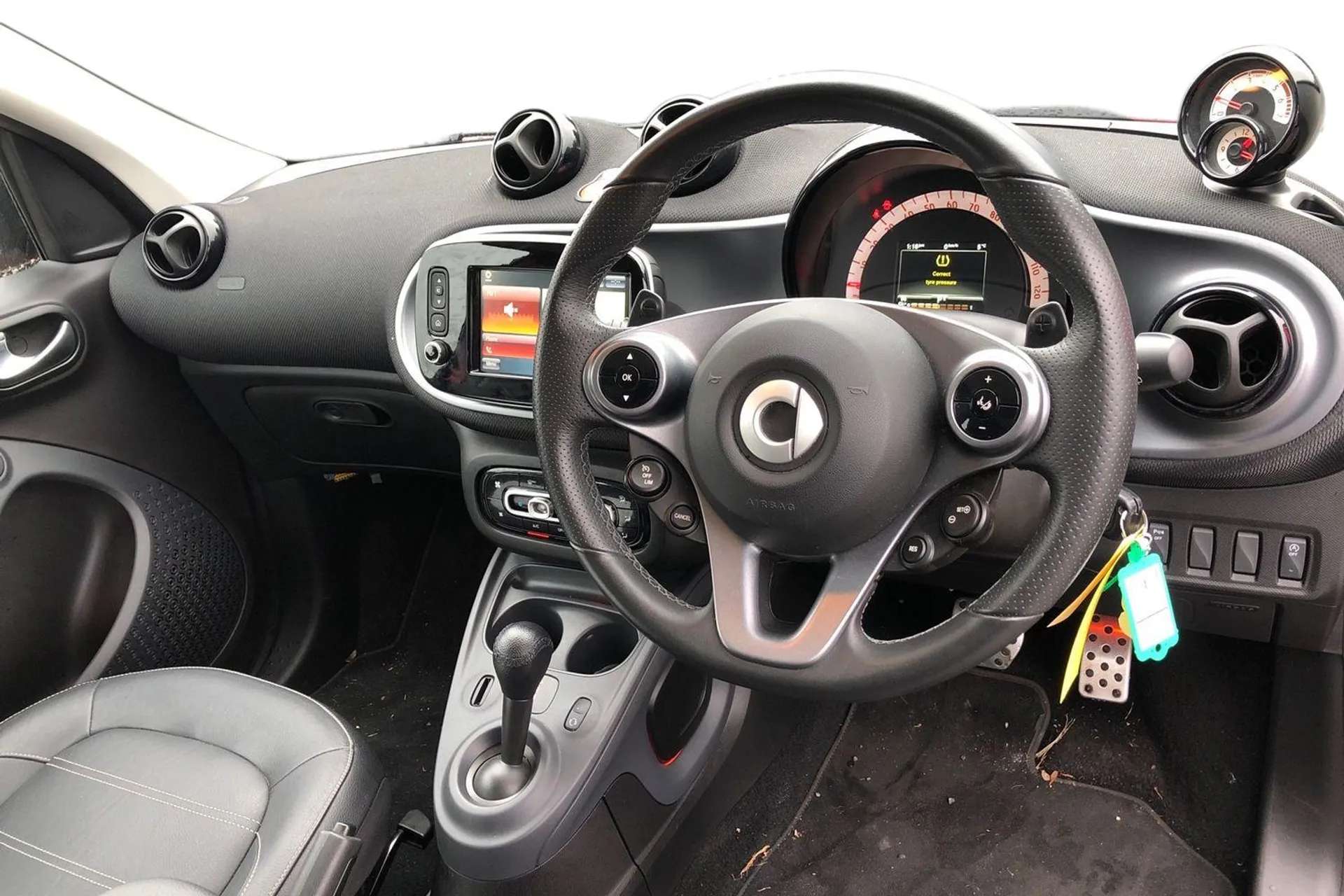 2018 SMART FORFOUR 2018 SMART FORFOUR