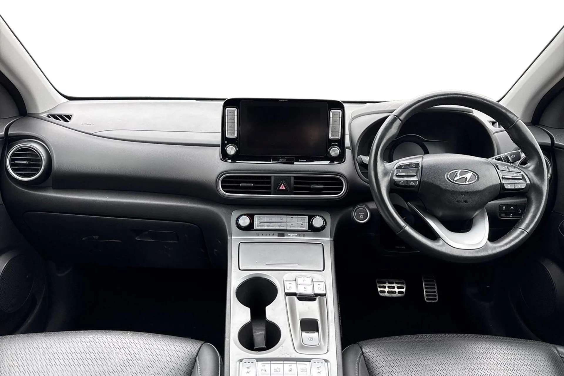 A 2019 HYUNDAI KONA 150kW Premium SE 64kWh 5dr Auto [ Parking system with rear camera and guidance system , Smartphone wireless charging plate , Rear parking sensor , 18" A 2019 HYUNDAI KONA 150kW Premium SE 64kWh 5dr Auto [ Parking system with rear camera and guidance system , Smartphone wireless charging plate , Rear parking sensor , 18"