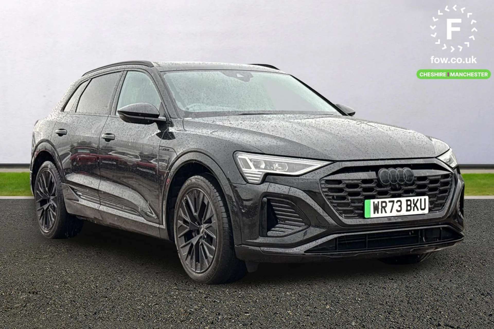 A 2023 AUDI Q8 300kW 55 Quattro 114kWh Black Edition 5dr Auto [ Power operated tailgate , Rear view camera , Audi virtual cockpit , Audi parking system plus includes A 2023 AUDI Q8 300kW 55 Quattro 114kWh Black Edition 5dr Auto [ Power operated tailgate , Rear view camera , Audi virtual cockpit , Audi parking system plus includes