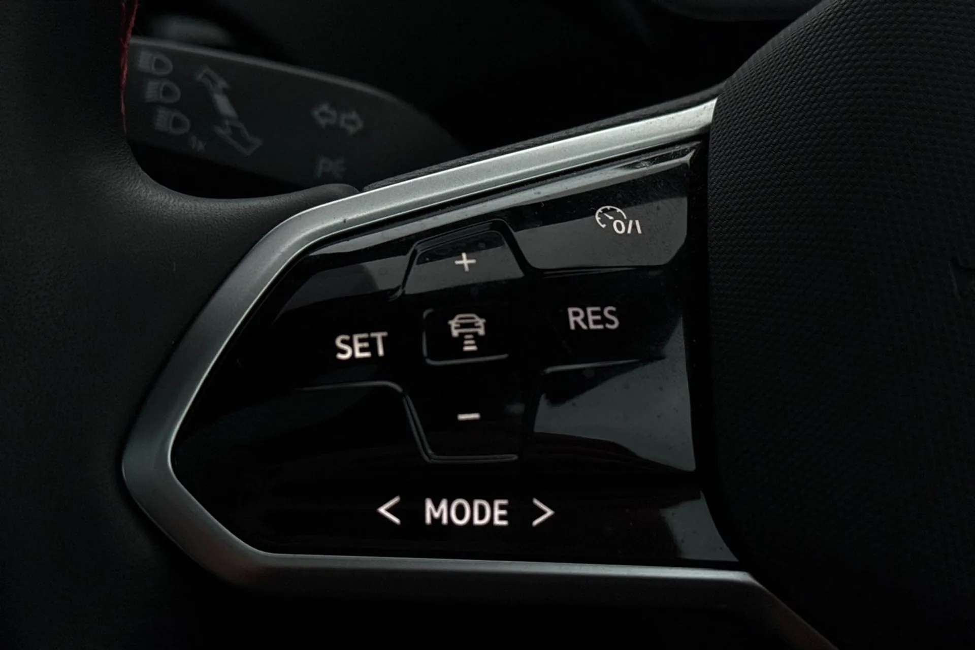 2023 VOLKSWAGEN ID.4 2023 VOLKSWAGEN ID.4