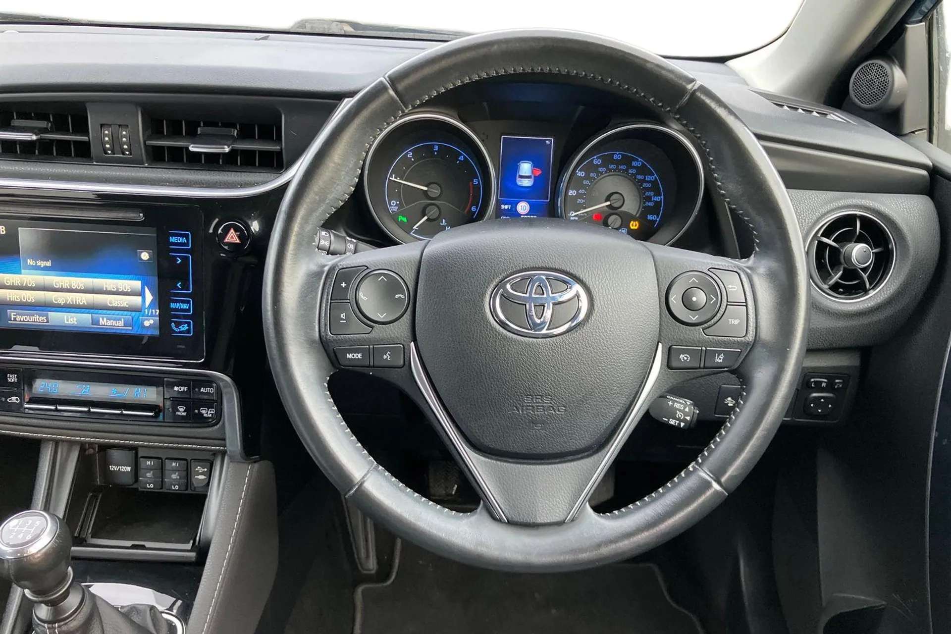 2017 TOYOTA AURIS 2017 TOYOTA AURIS