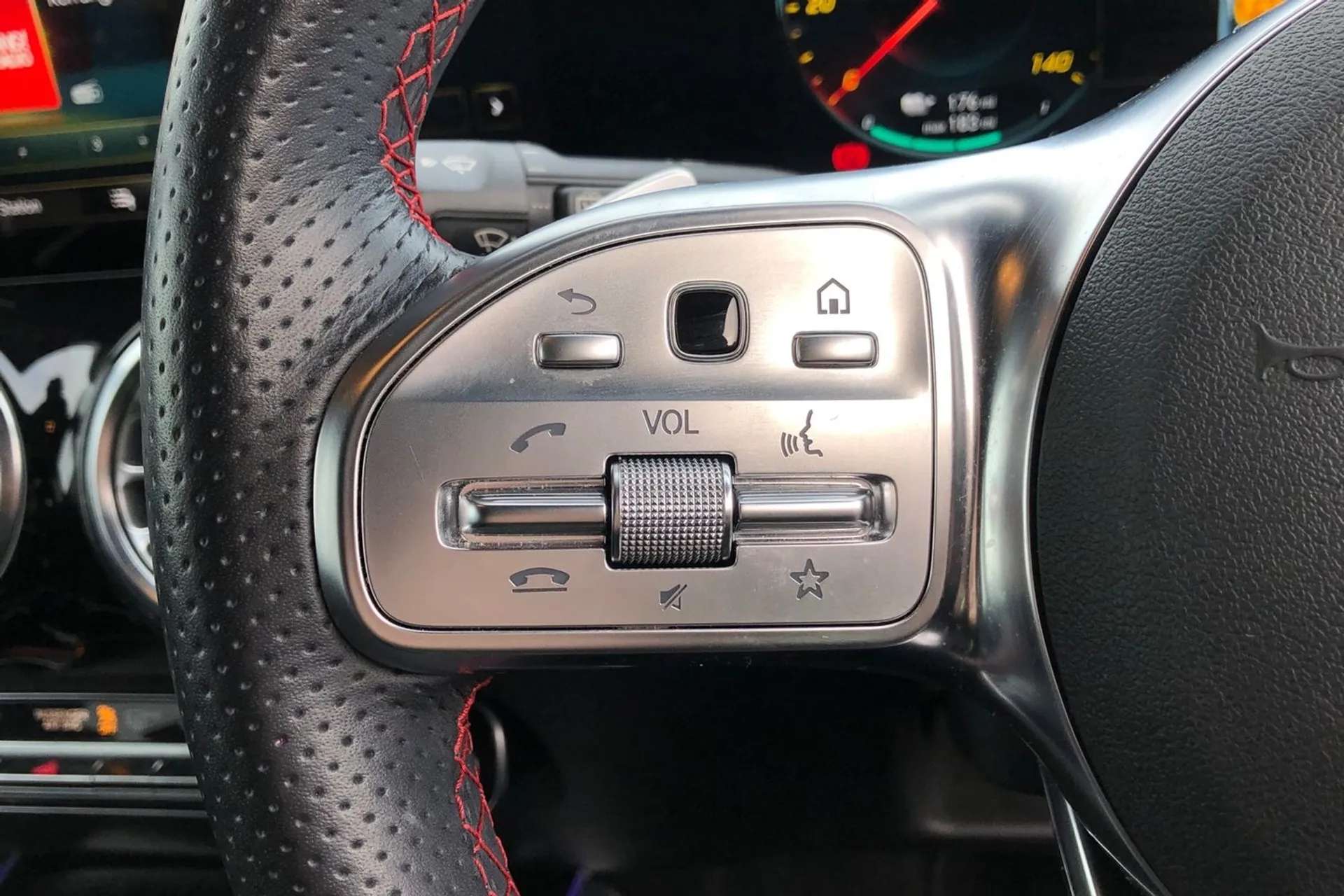 2023 MERCEDES-BENZ EQB 2023 MERCEDES-BENZ EQB