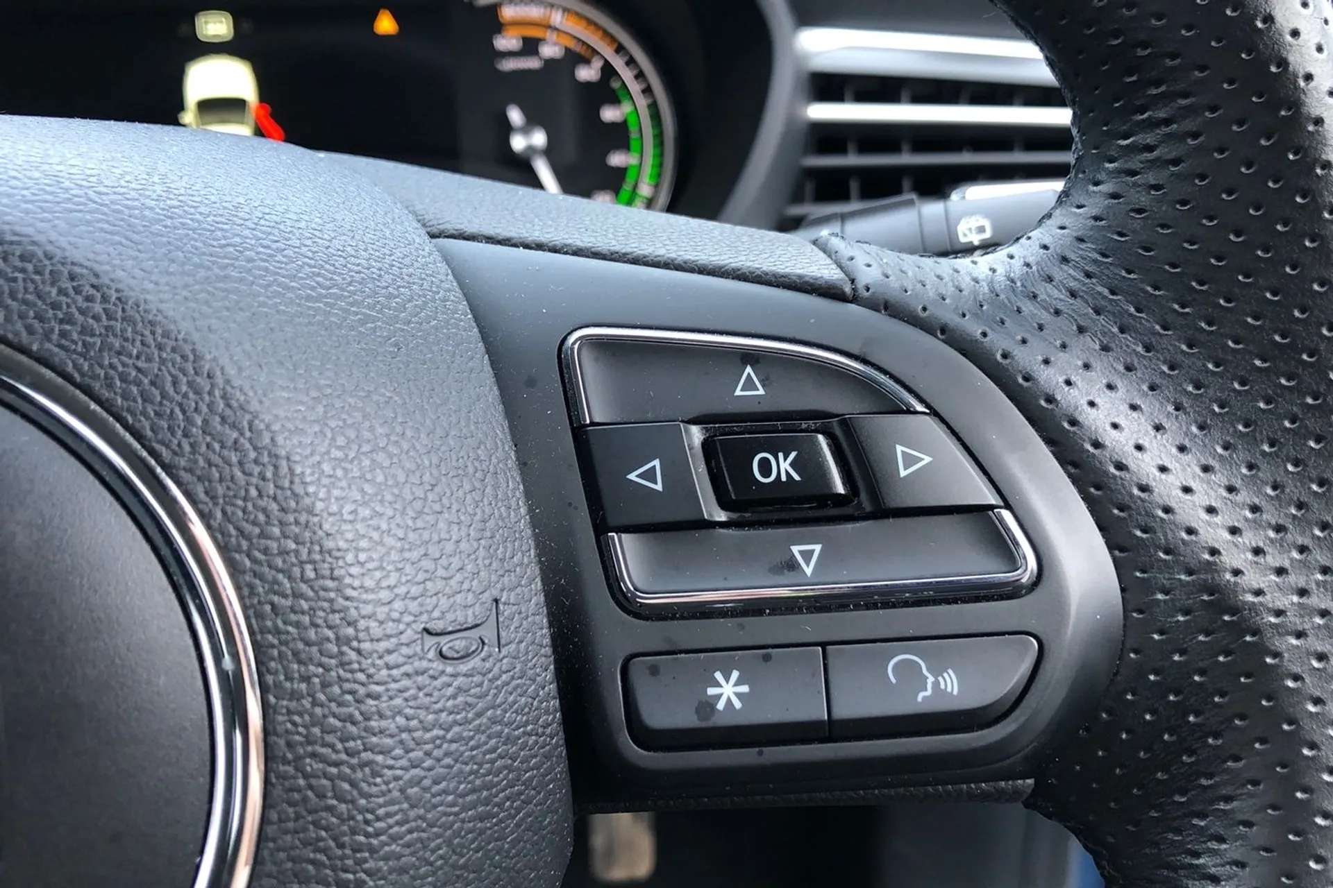 2021 MG MOTOR UK MG5 2021 MG MOTOR UK MG5