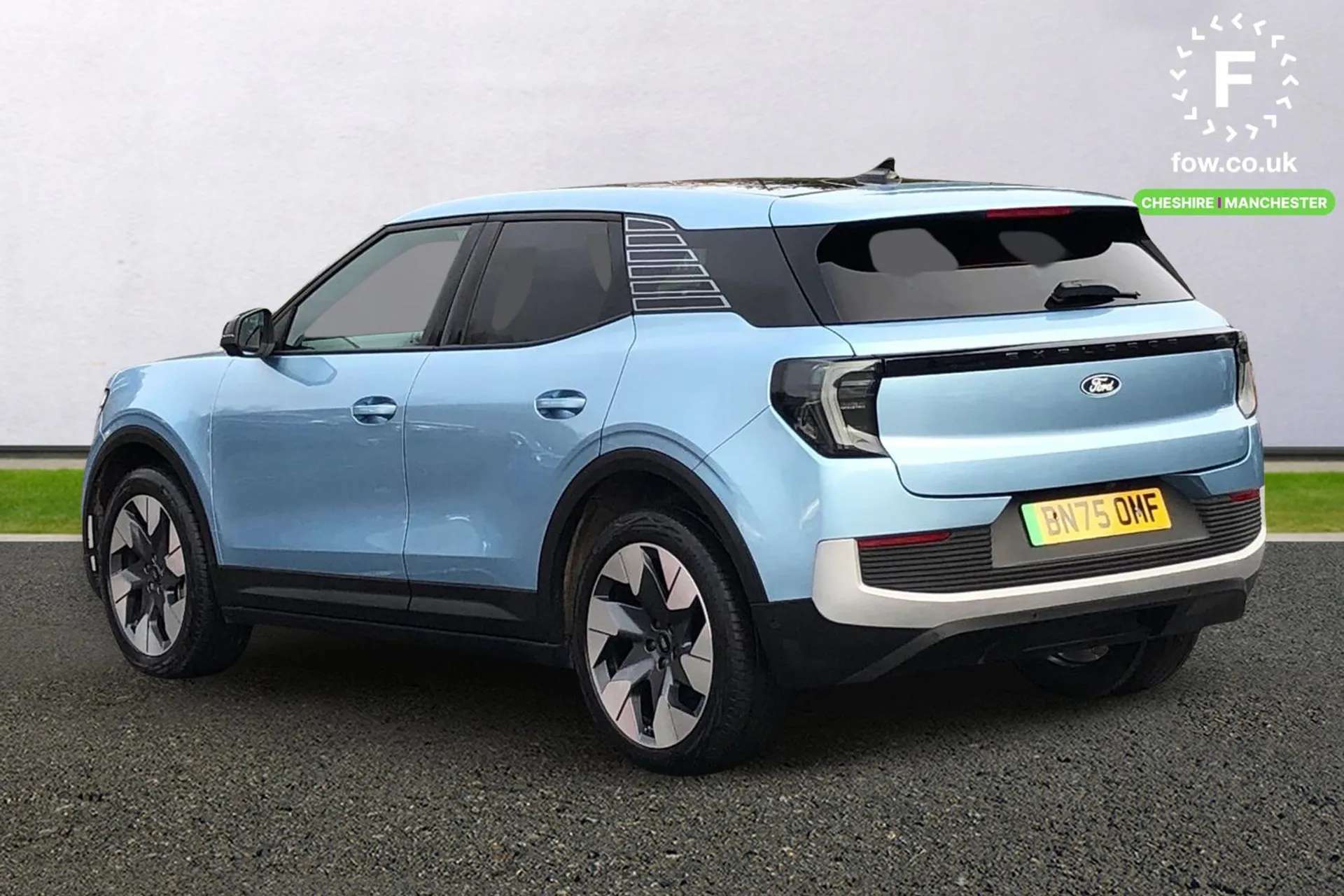 A 2025 FORD EXPLORER 250kW Premium 79kWh AWD 5dr Auto [ Driver Assistance Pack , Front and rear parking sensors , Inductive wireless phone charging , Hands free power lift A 2025 FORD EXPLORER 250kW Premium 79kWh AWD 5dr Auto [ Driver Assistance Pack , Front and rear parking sensors , Inductive wireless phone charging , Hands free power lift