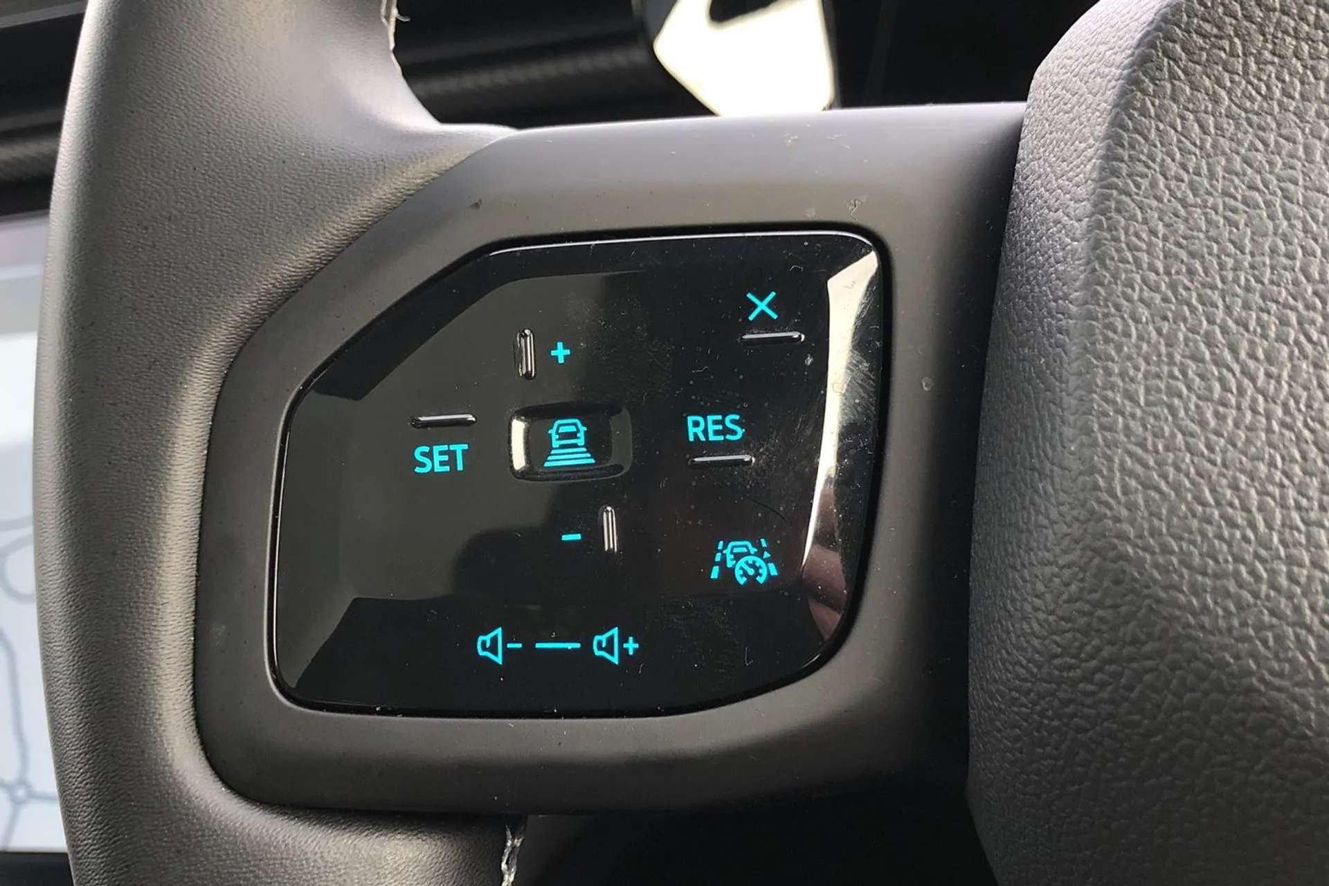 2025 FORD EXPLORER 2025 FORD EXPLORER