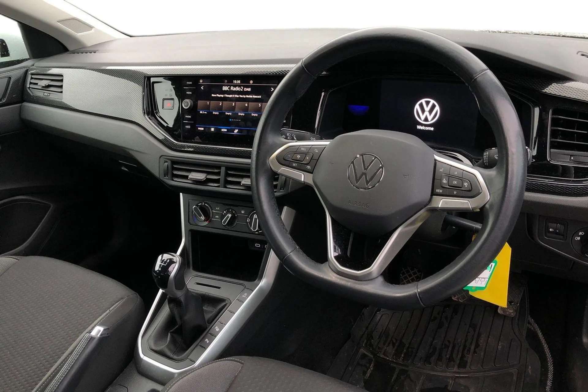 A 2022 VOLKSWAGEN TAIGO 1.0 TSI Life 5dr [Travel assist including emergency assist, Power folding adjustable/heated exterior mirrors, Start-stop system with battery regenerat A 2022 VOLKSWAGEN TAIGO 1.0 TSI Life 5dr [Travel assist including emergency assist, Power folding adjustable/heated exterior mirrors, Start-stop system with battery regenerat