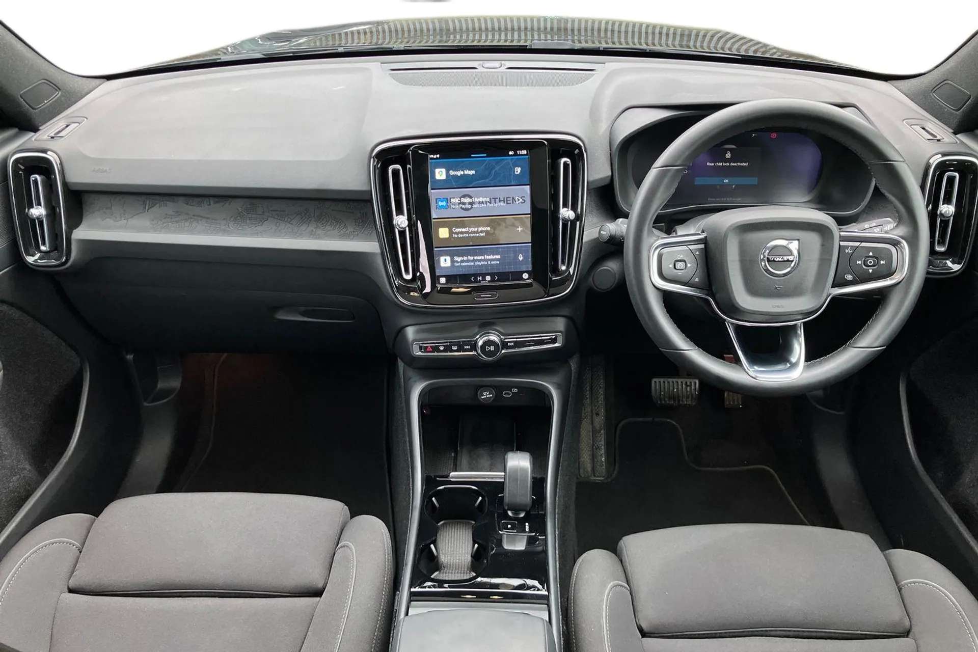 2022 VOLVO C40 2022 VOLVO C40