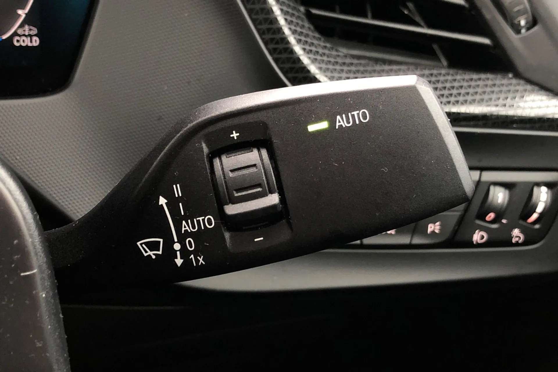 2021 BMW 2 SERIES 2021 BMW 2 SERIES