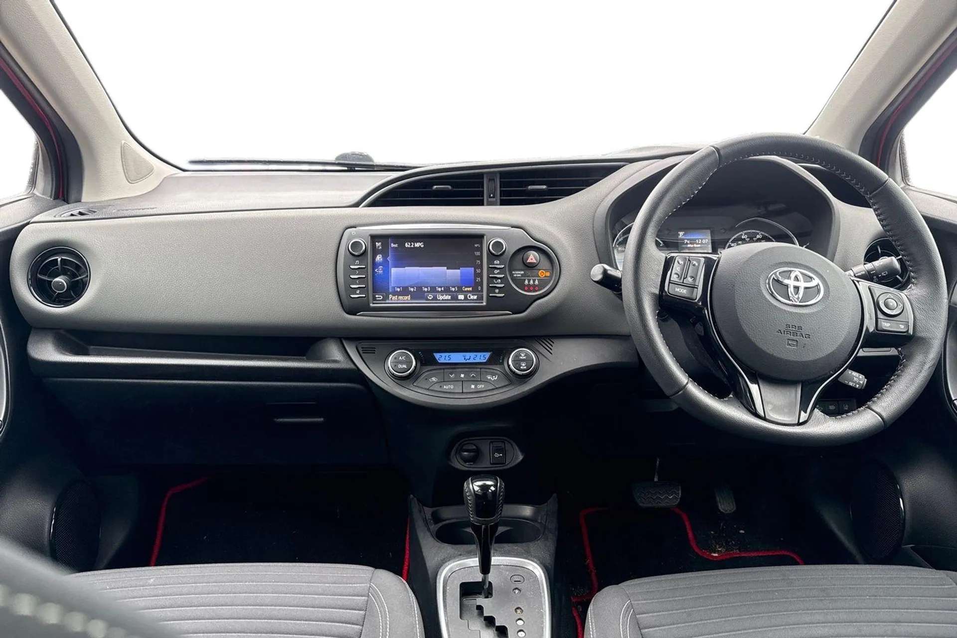 2018 TOYOTA YARIS 2018 TOYOTA YARIS